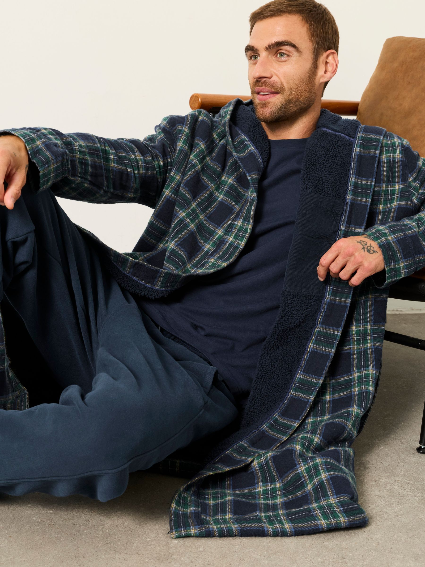 Kelty Blue Check Robe - Image 6 of 7
