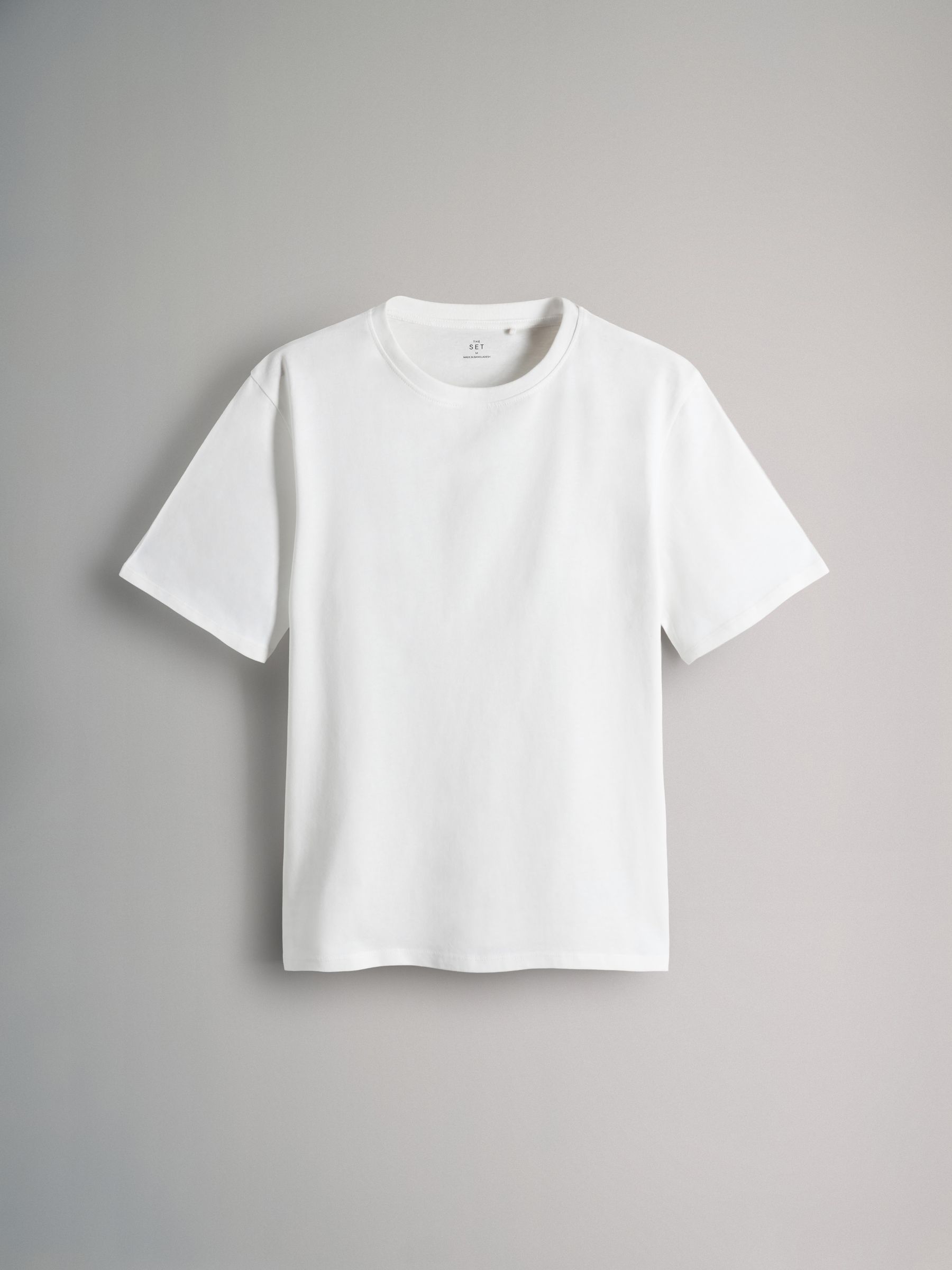 Navy/Cream/Peach - 3 Pack Relaxed Short Sleeved 100% Cotton T-Shirts - Image 2 of 6 Navy/Cream/Peach - 3 Pack Relaxed Short Sleeved 100% Cotton T-Shirts - Image 2 of 6