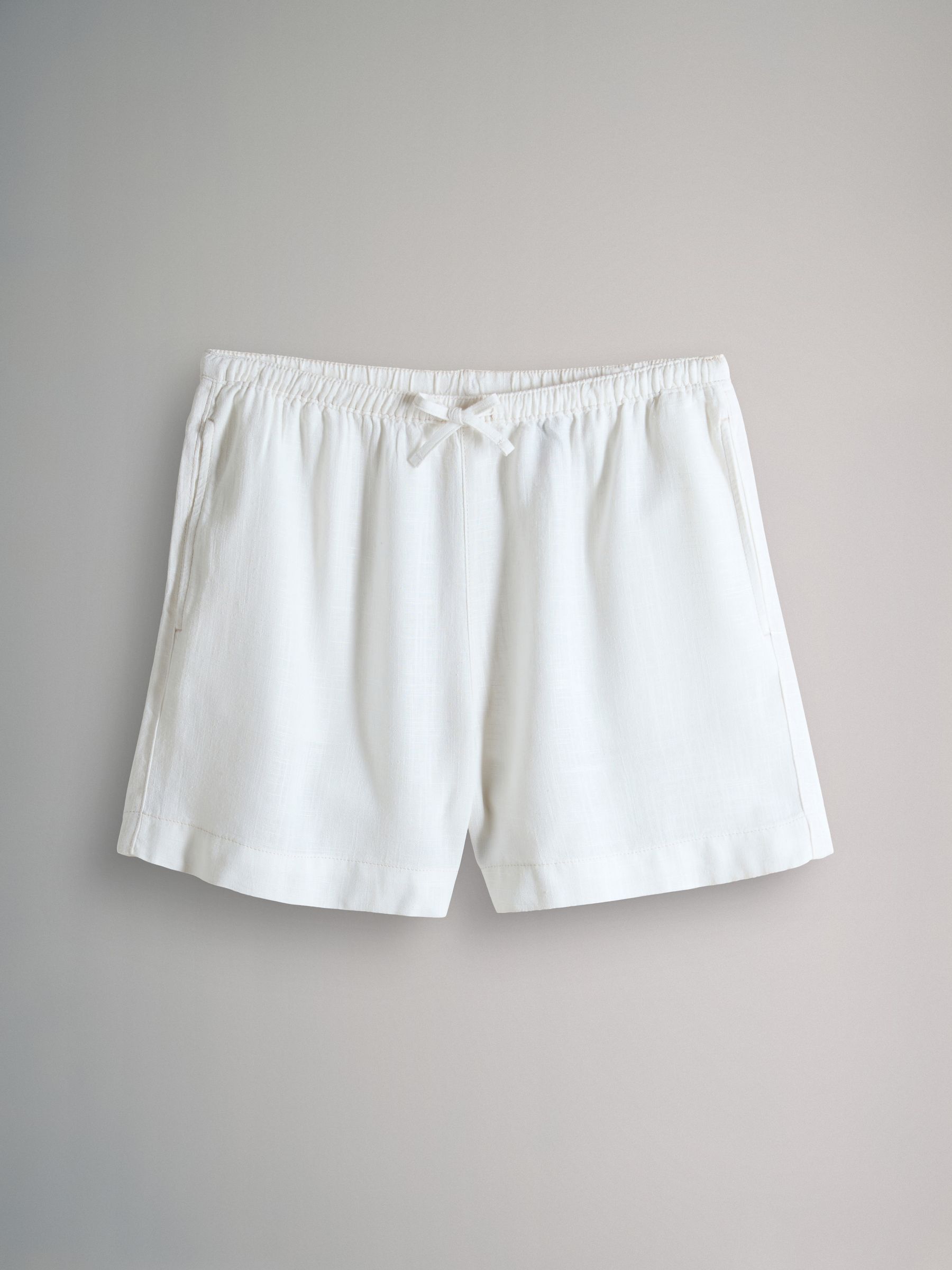 Neutral/Red Pull On Shorts With Linen - Image 2 of 5