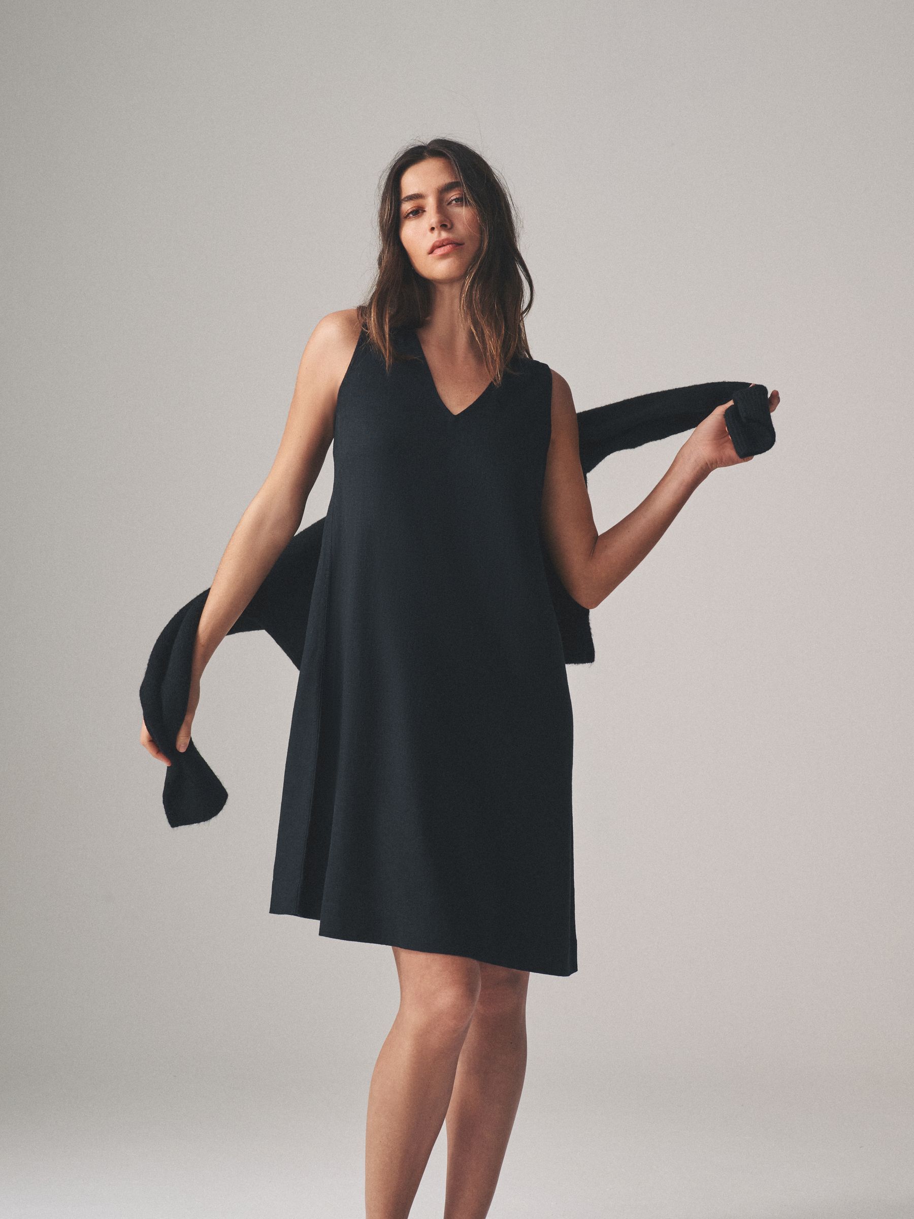 Black/Clay Stripe 2 Pack V-Neck Shift Dress with Linen - Image 3 of 9