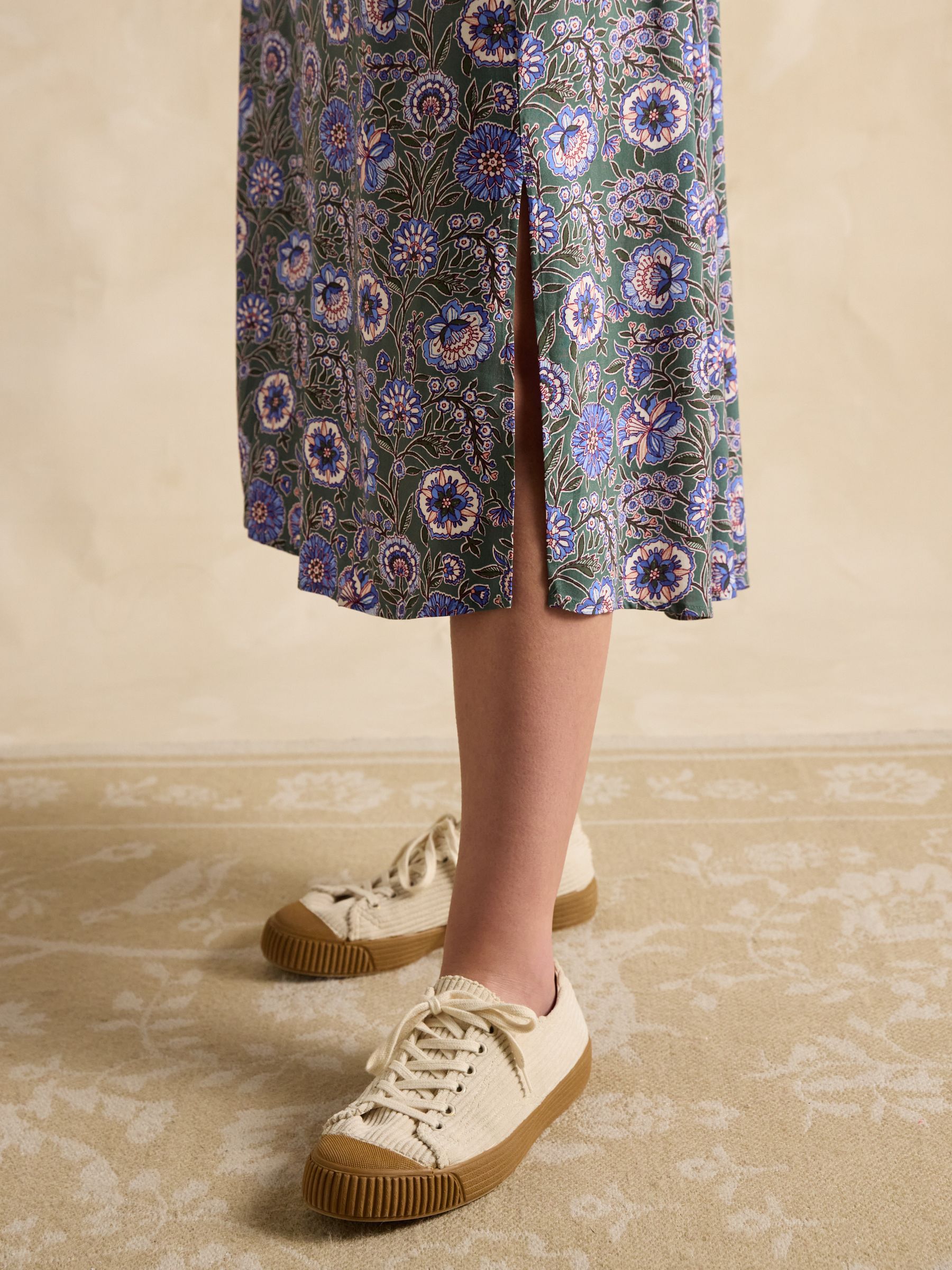 Adele Green Midi Dress - Image 5 of 6