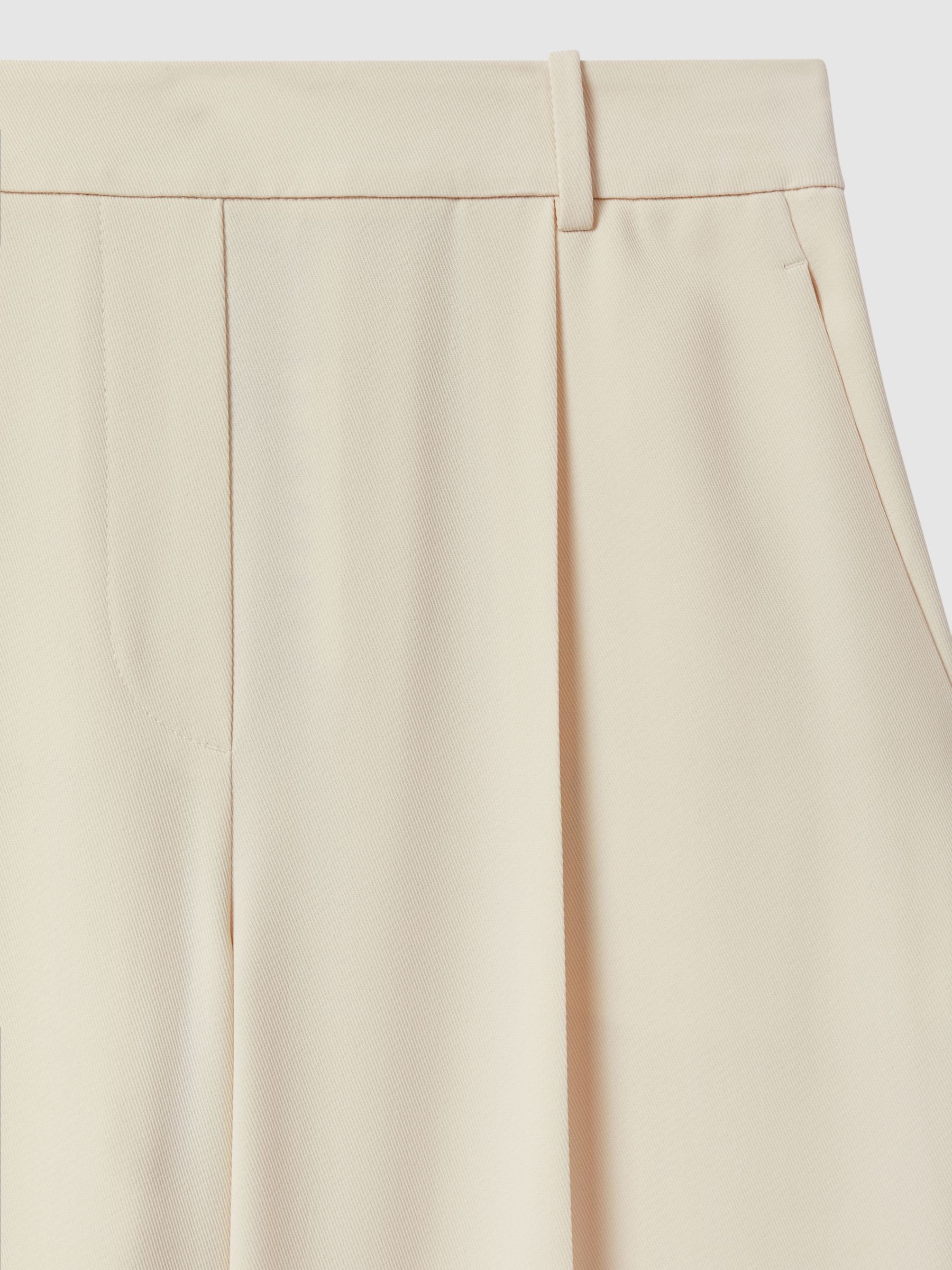 Petite Elasticated-Waist Wide-Leg Twill Trousers in Cream - Image 6 of 7