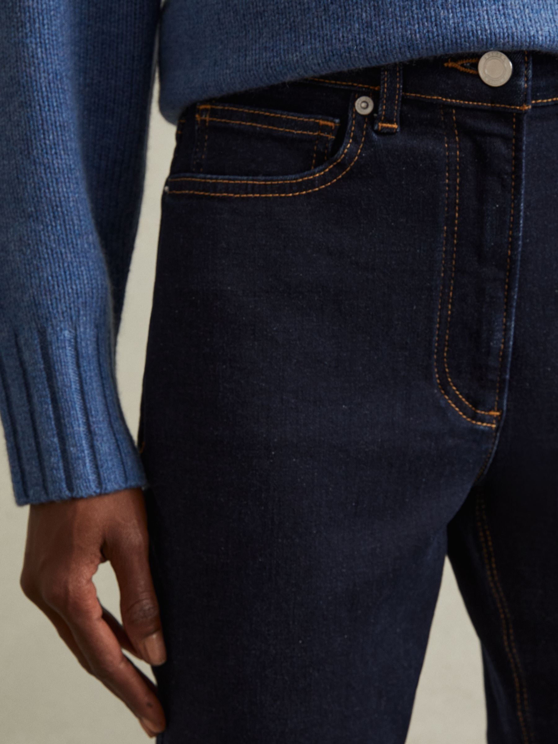 Skinny Jeans in Dark Blue - Image 4 of 7