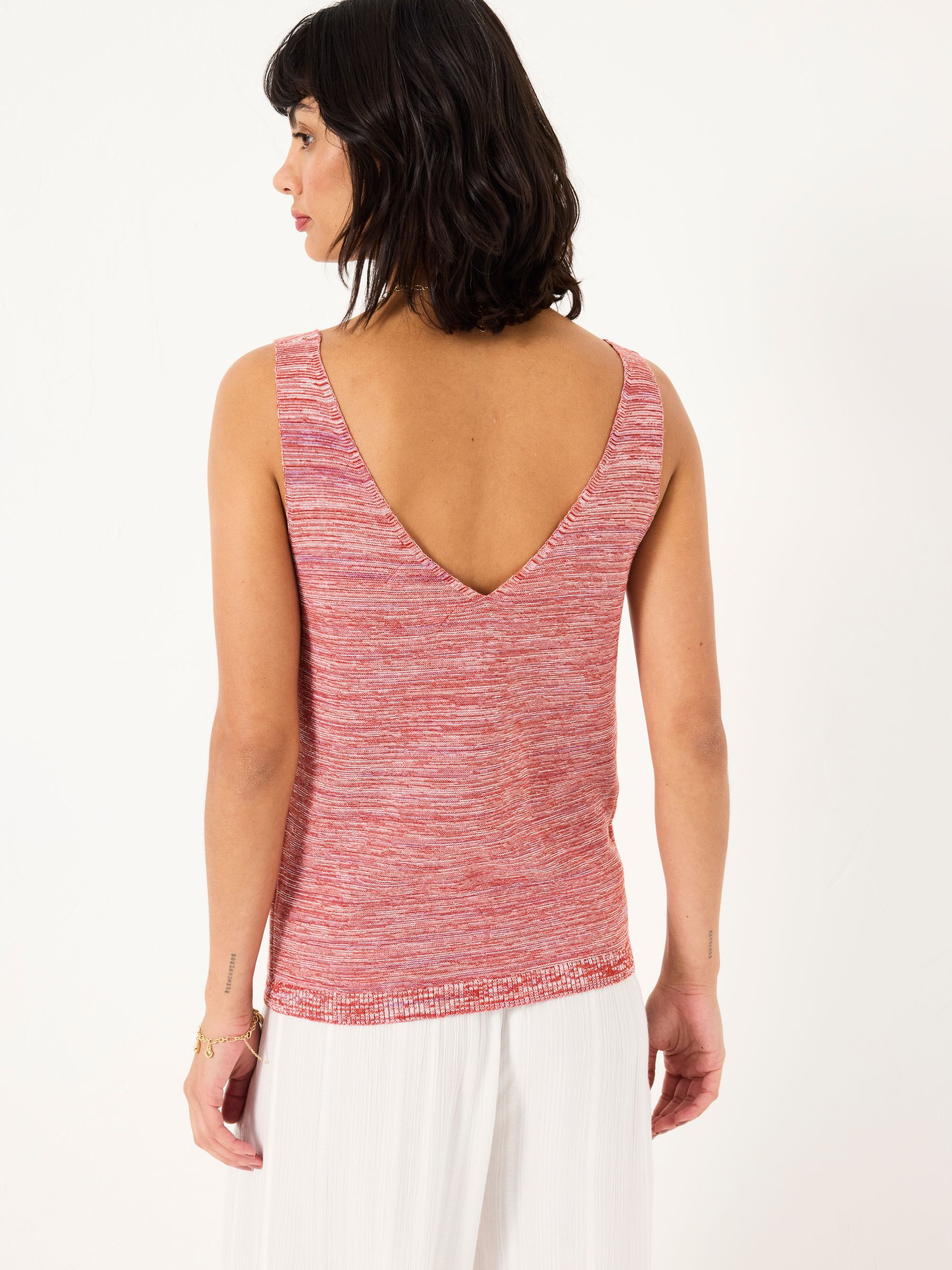 Joelle Red Knitted Vest - Image 2 of 6