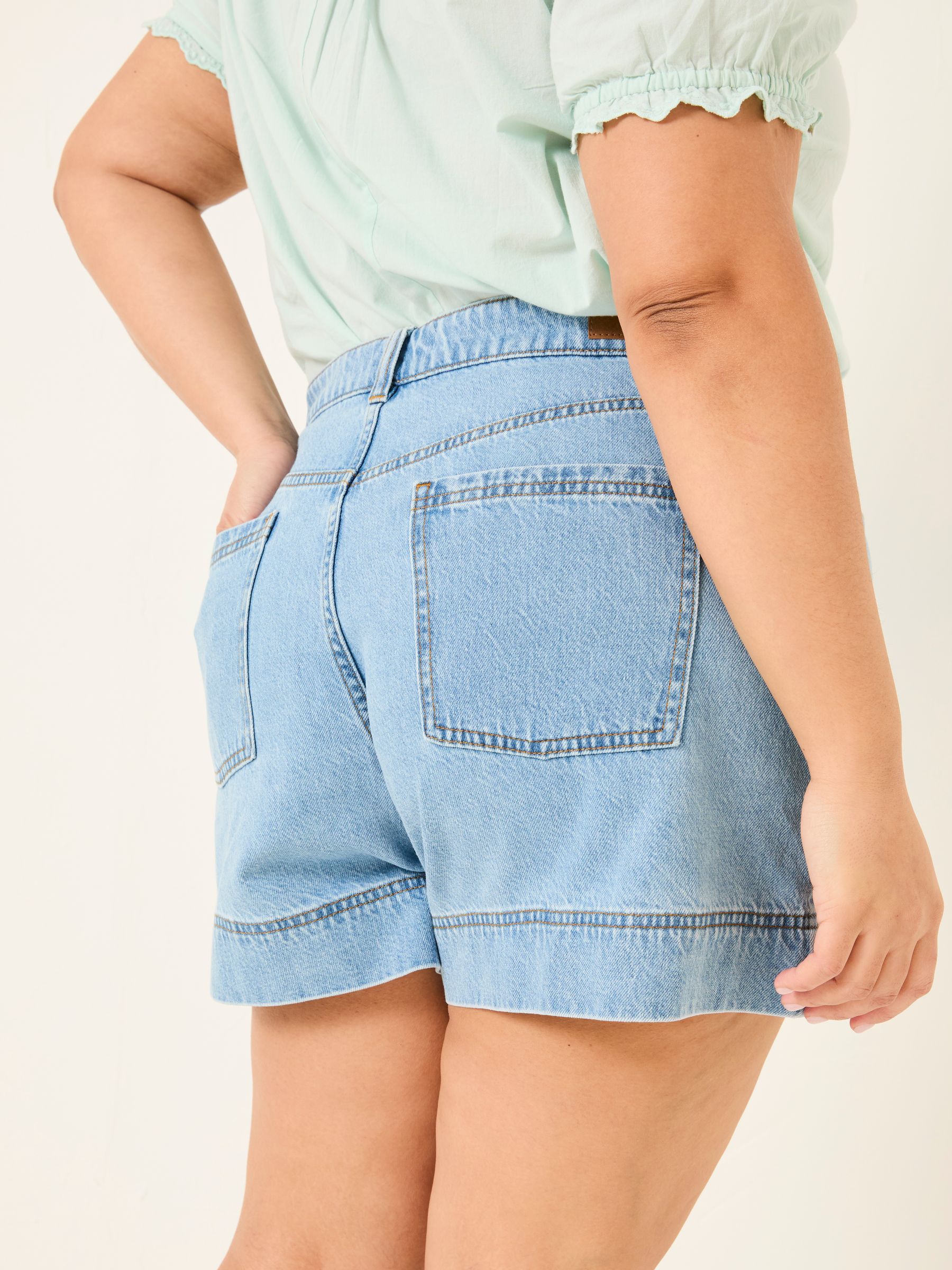 Broadway Light Vintage Blue 100% Cotton Denim Shorts - Image 6 of 9