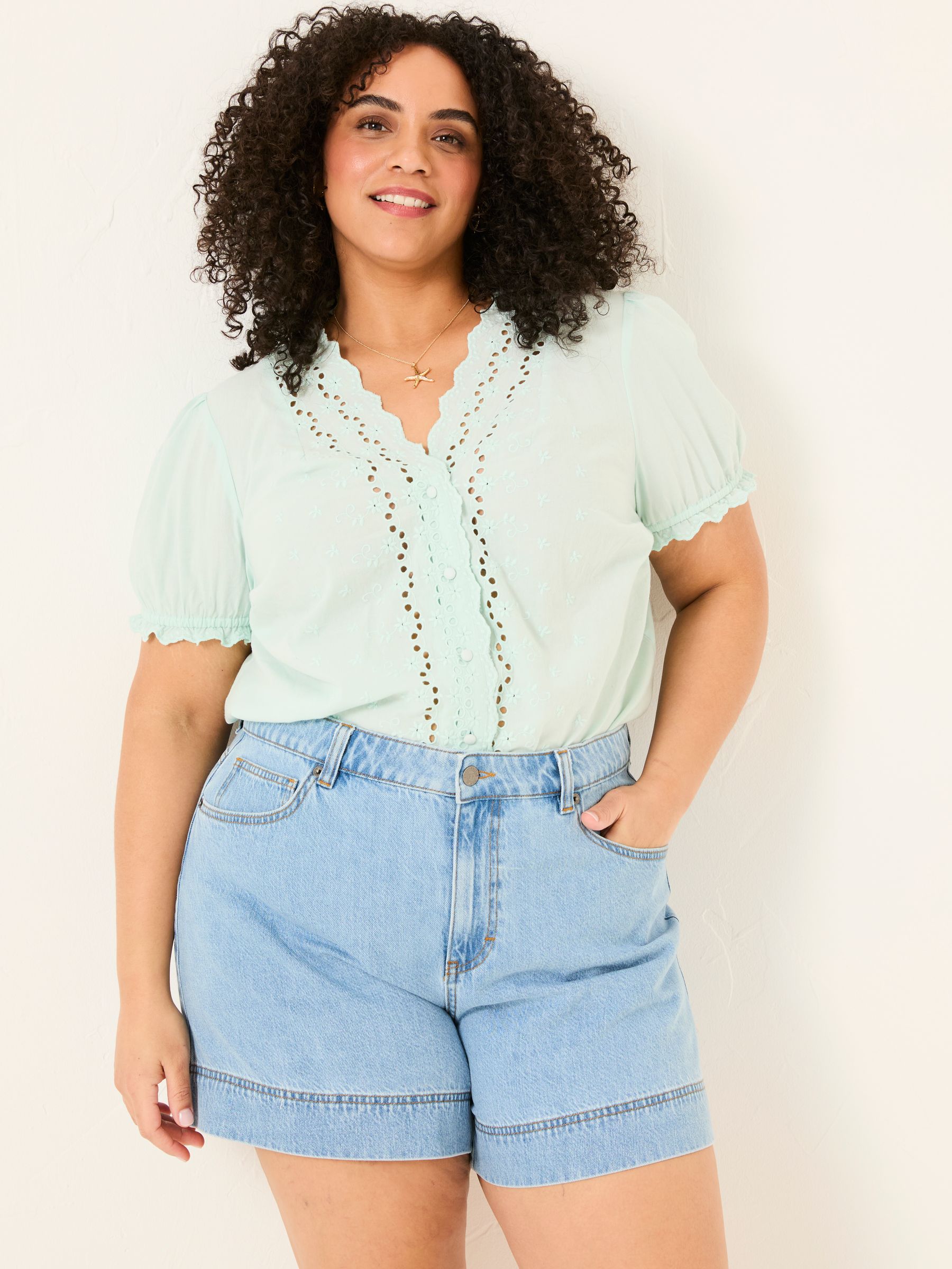 Broadway Light Vintage Blue 100% Cotton Denim Shorts - Image 7 of 9
