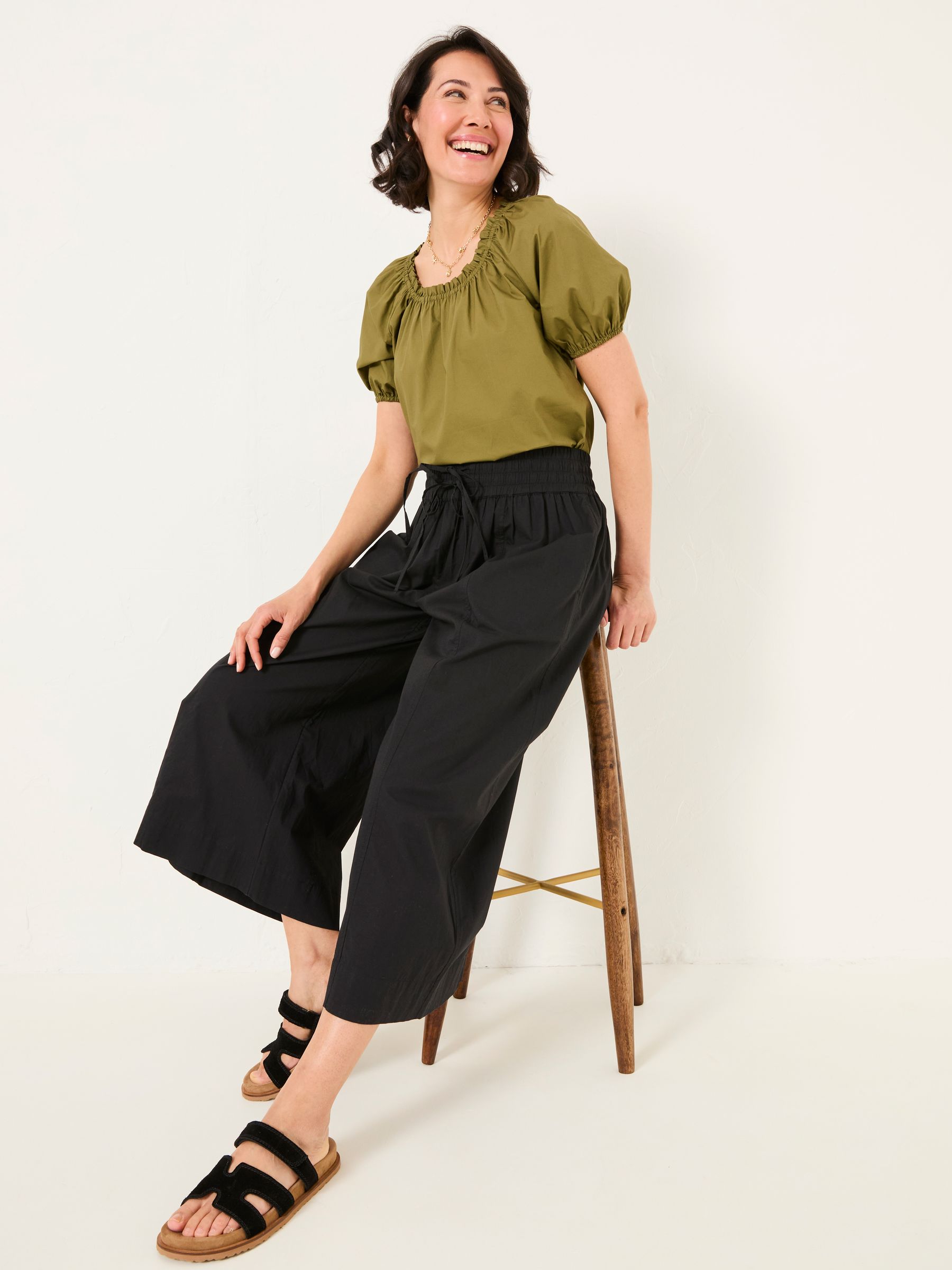Aubrey Black Wide Leg Crop Trouser | FatFace USA