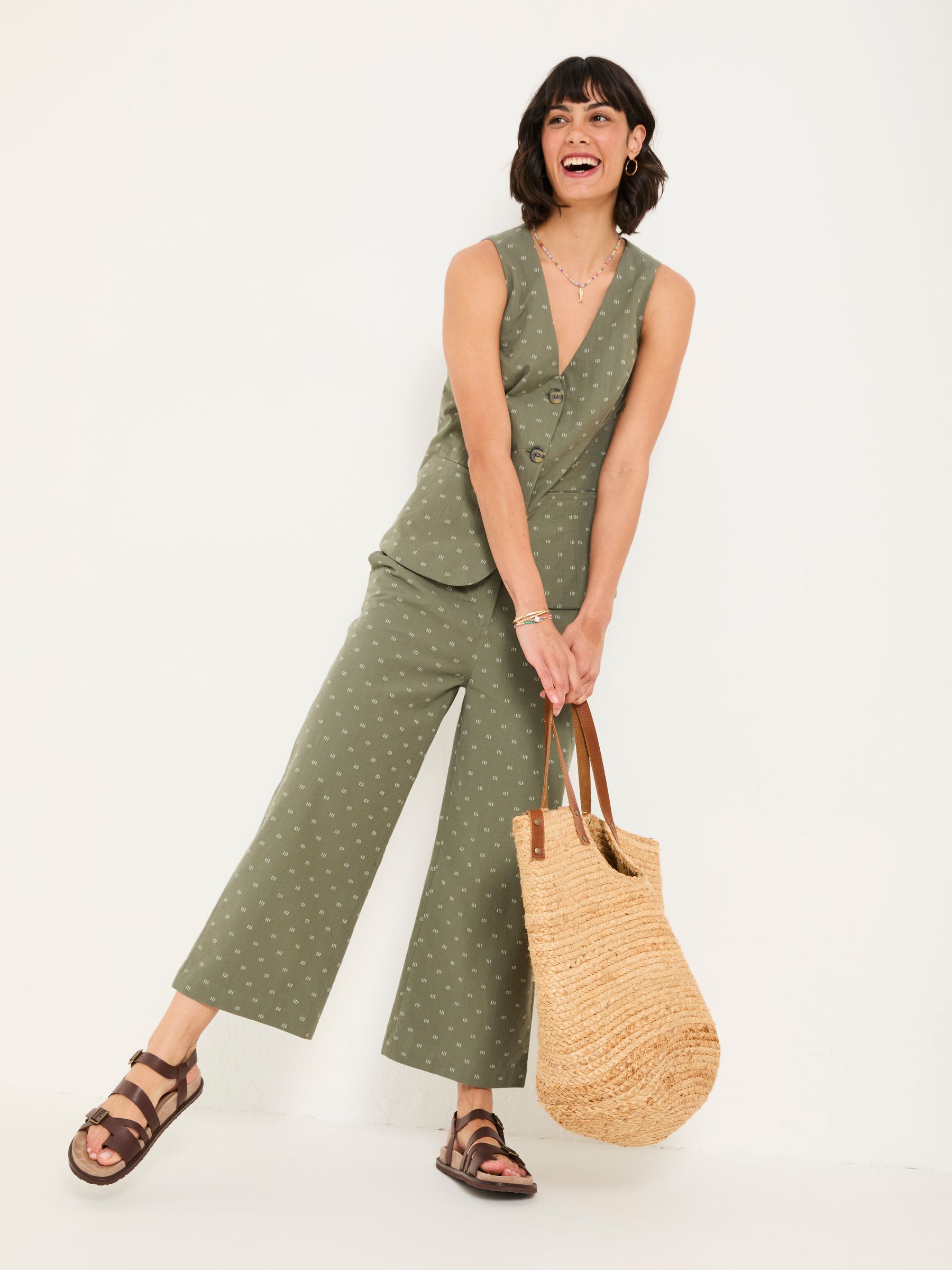 Nina Light Green Embroidered Cropped Trousers - Image 5 of 11