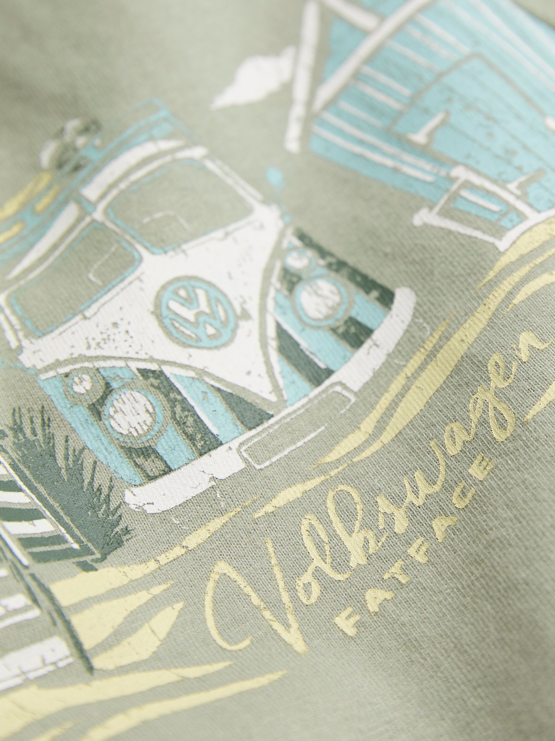Sage Green VW Beach Hut Tshirt - Image 6 of 6