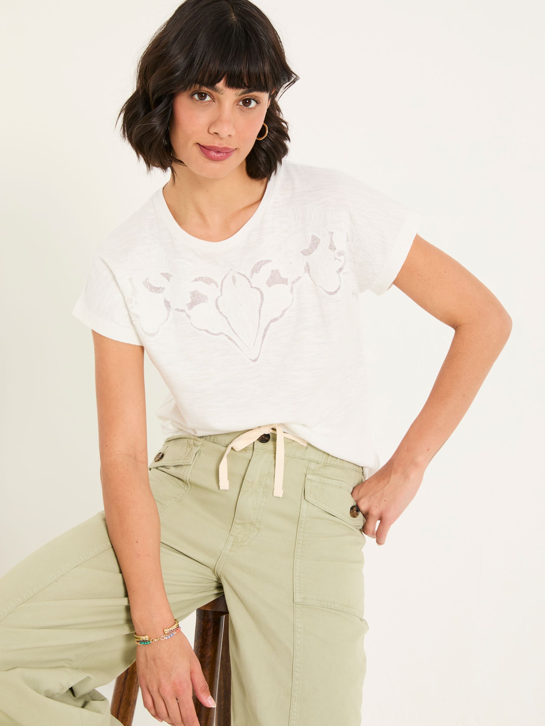 Chloe White Lace Cutwork T-Shirt - Image 4 of 5