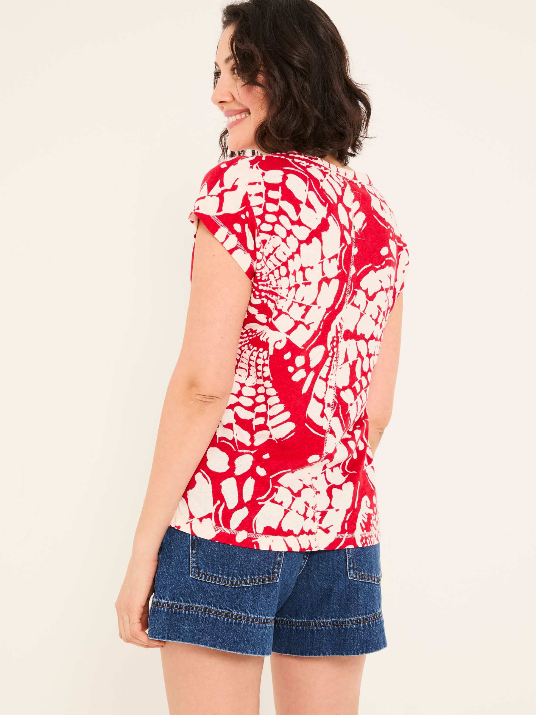Red Mono Shells Linen Blend Notch Neck Top - Image 2 of 5