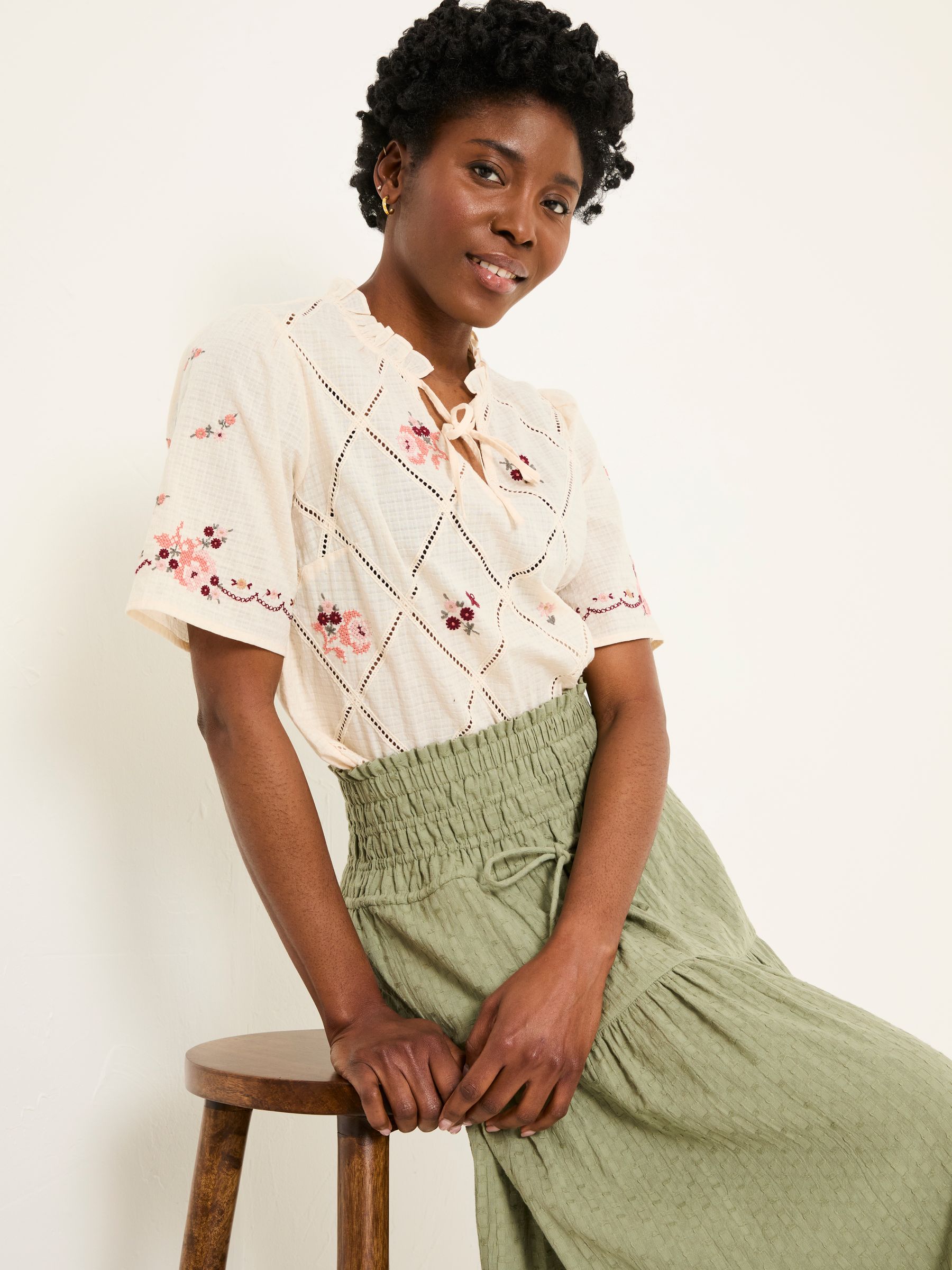 Airee Ivory Beeble Embroidered Blouse - Image 4 of 8