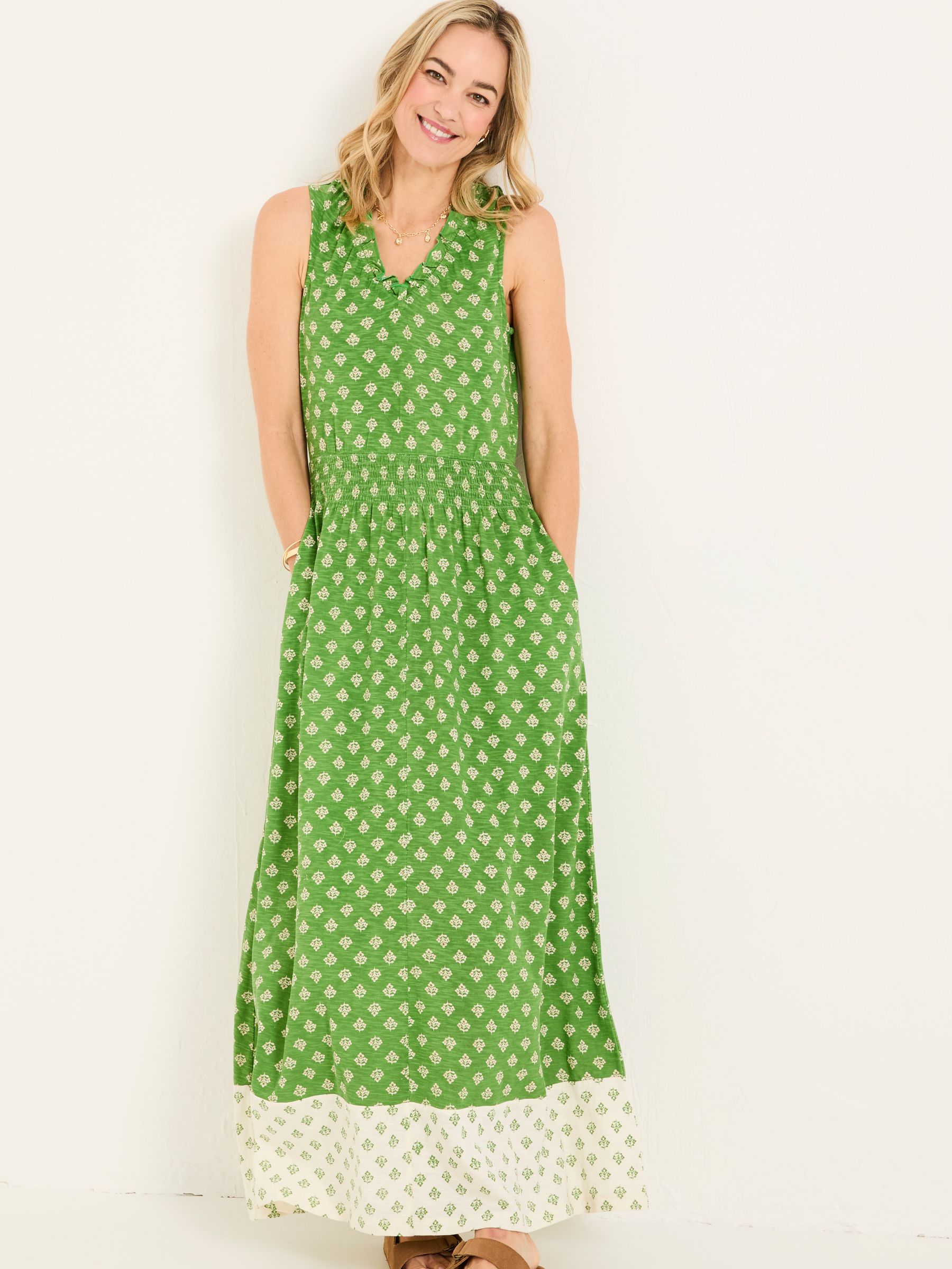 Ellie Mid Green Woodblock Jersey Maxi Dress - Image 3 of 11