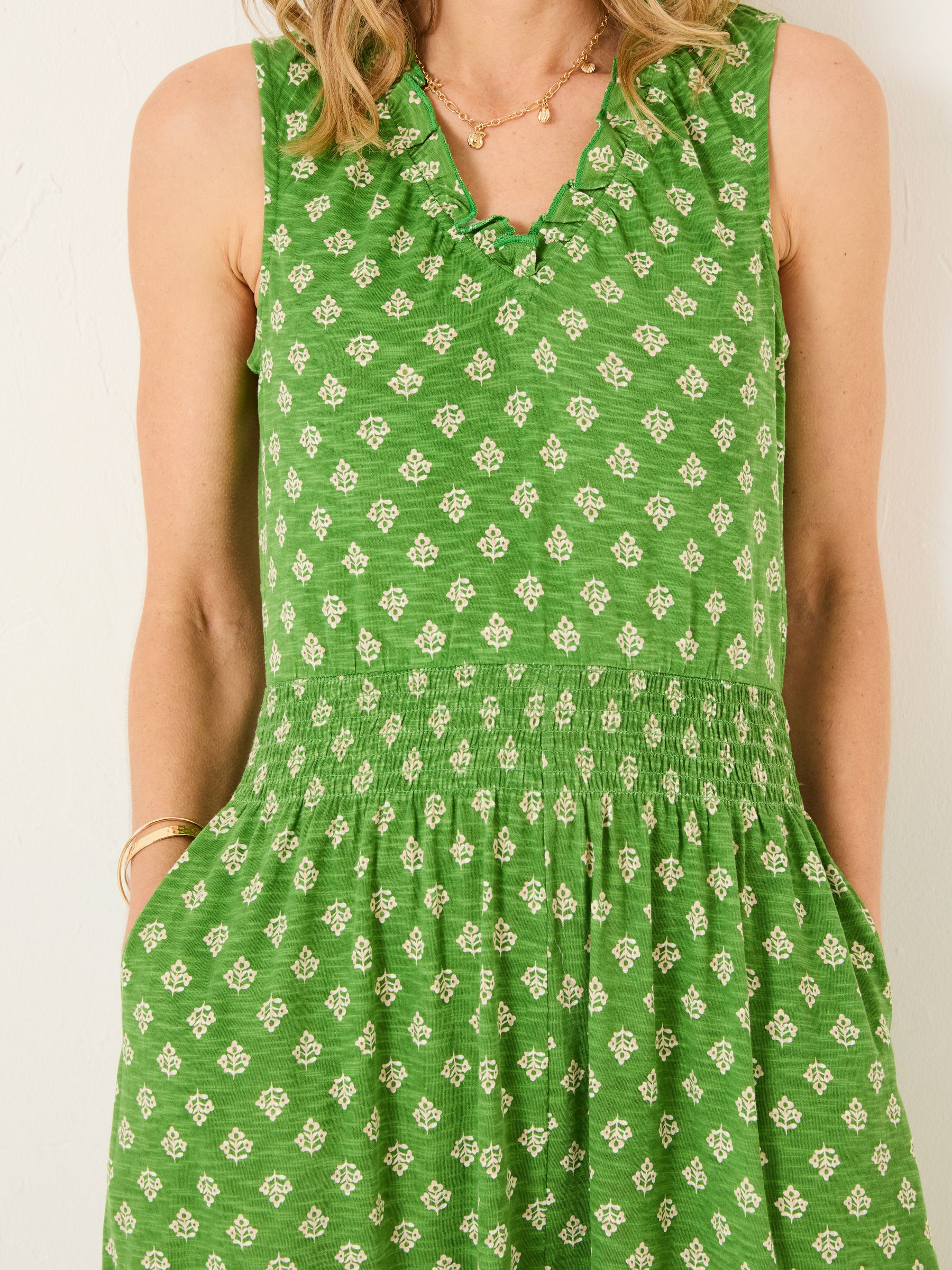 Ellie Mid Green Woodblock Jersey Maxi Dress - Image 5 of 11