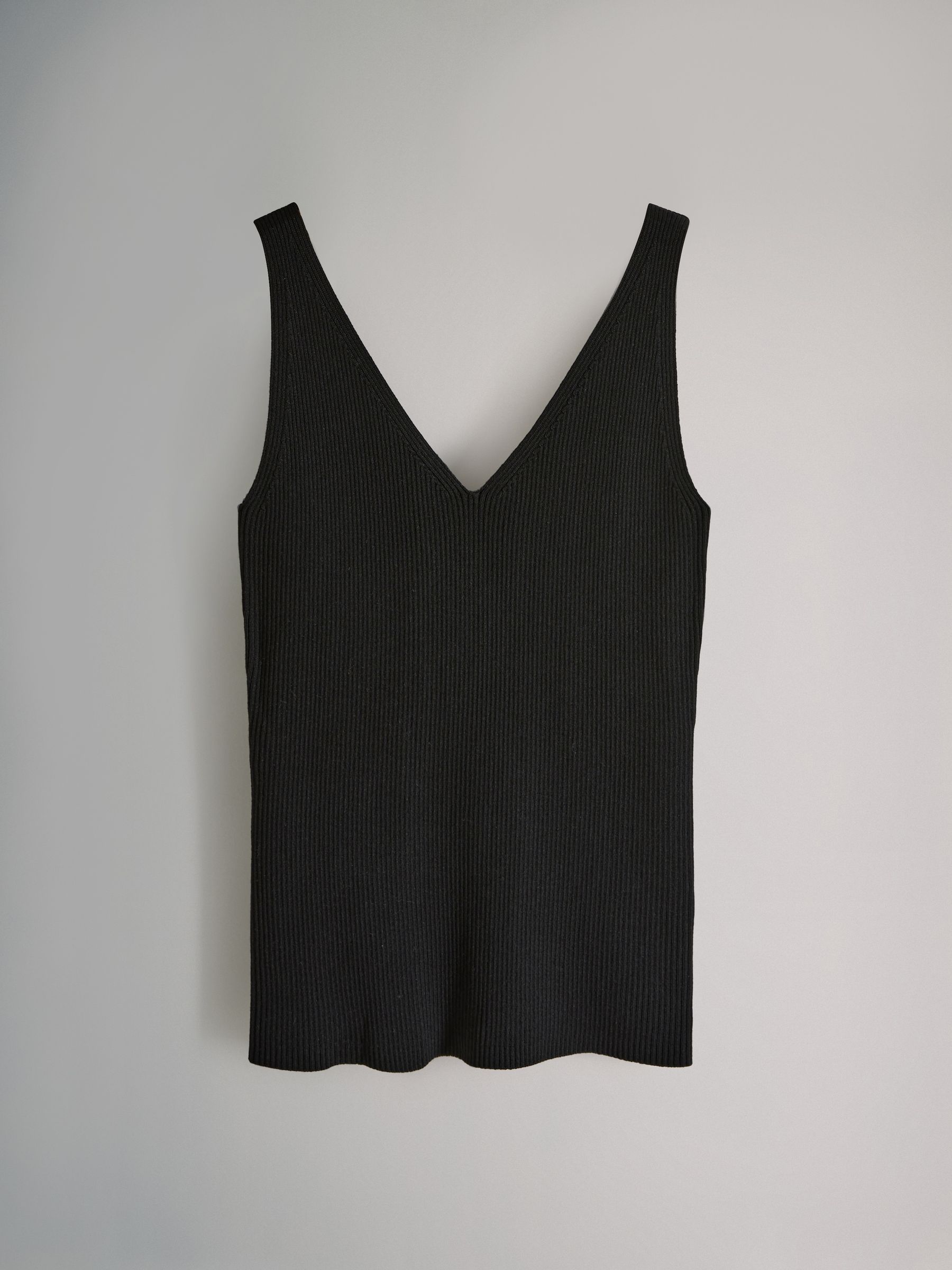 3 Pack Knitted Vests - Image 3 of 6