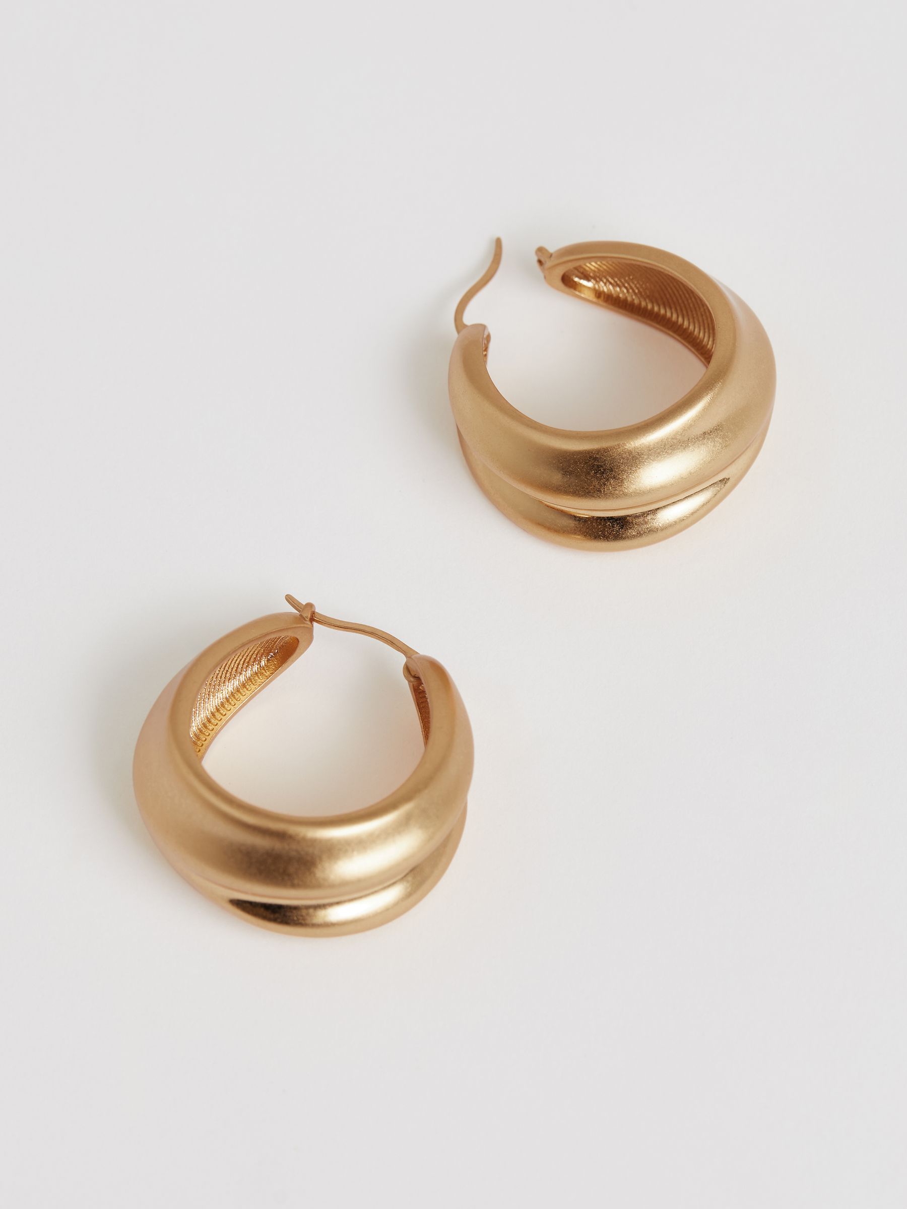 Sculptural Hoop Earrings in Gold Tone - image 4