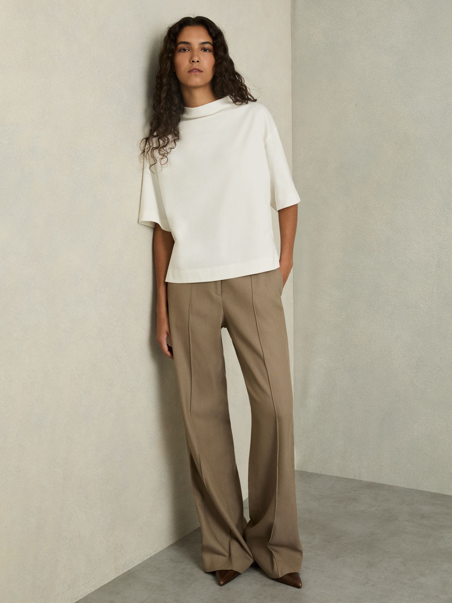 Cotton-Jersey Oversized T-Shirt in White - Image 1 of 6