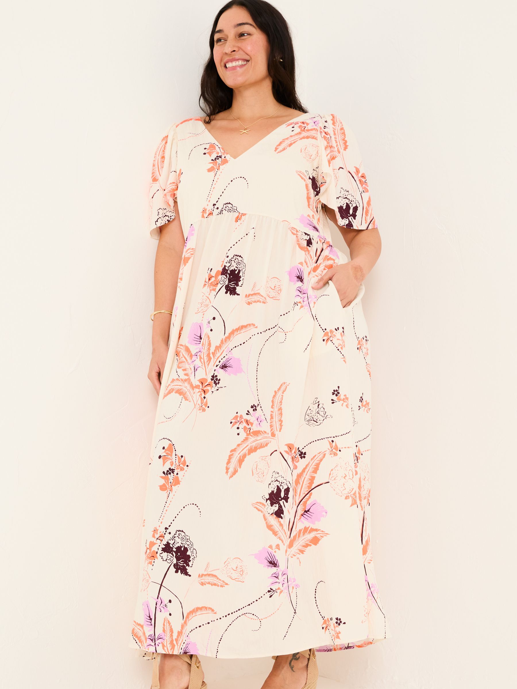 Marlowe Ivory Gathered Sleeve Printed Dress - Image 10 of 13