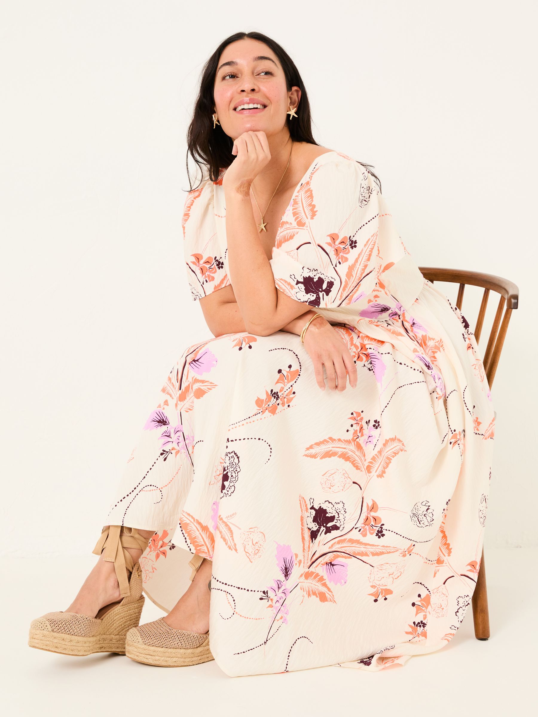 Marlowe Ivory Gathered Sleeve Printed Dress - Image 11 of 13
