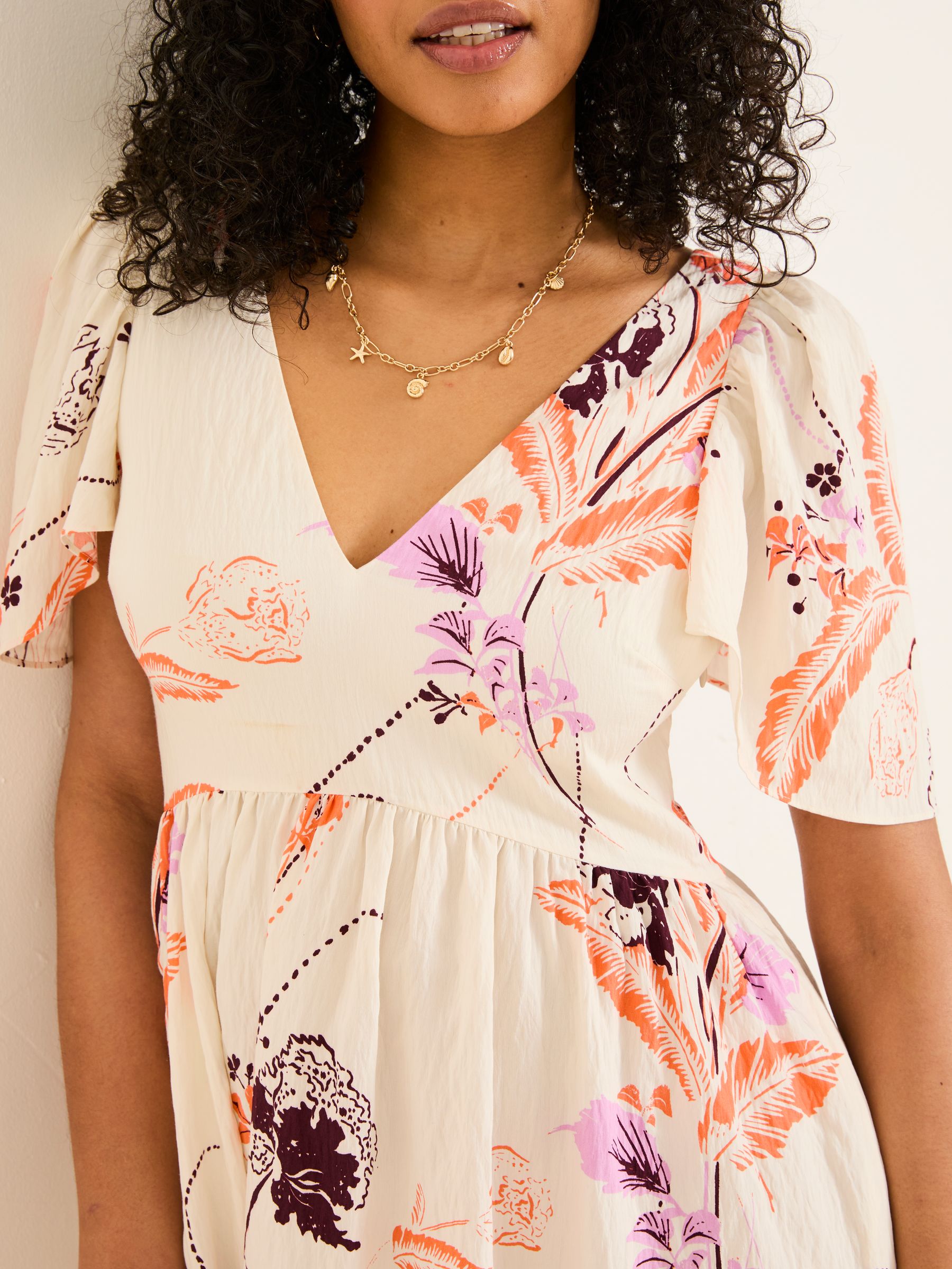 Marlowe Ivory Gathered Sleeve Printed Dress - Image 6 of 13