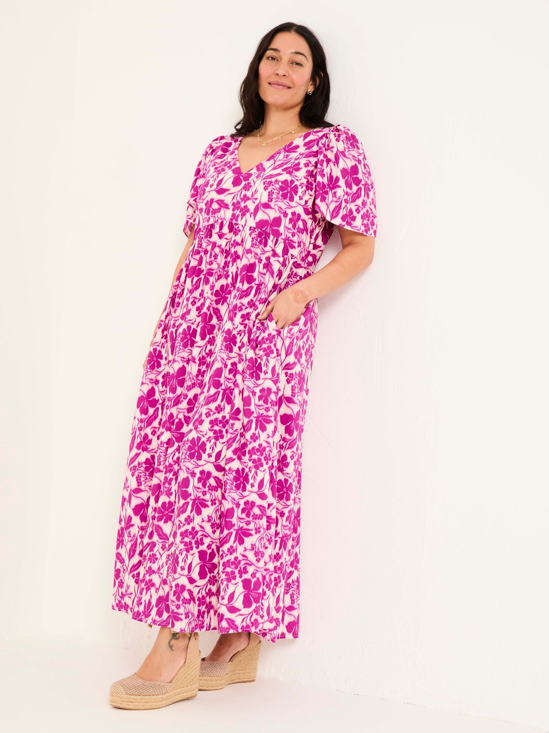 Marlowe Purple Gathered Sleeve Printed Dress - Image 10 of 14