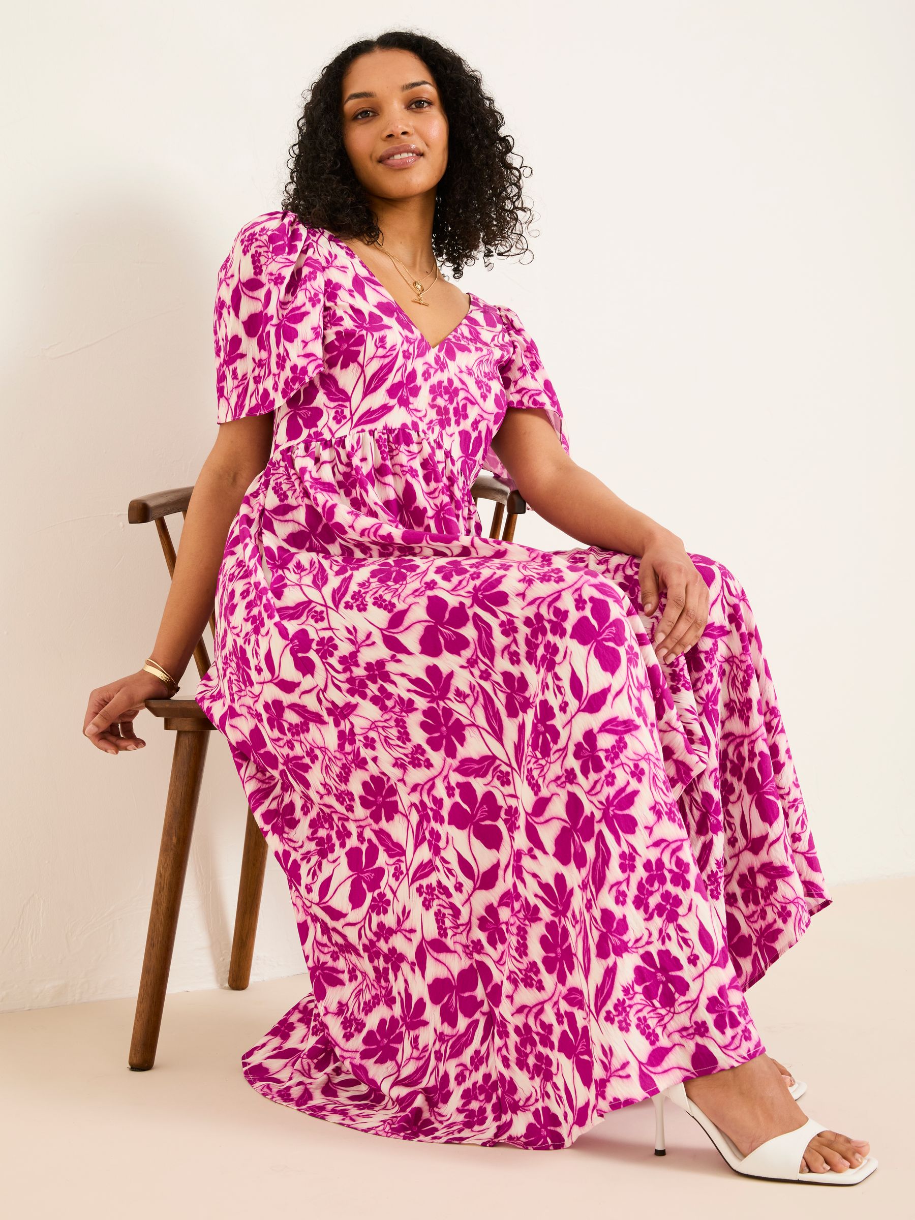 Marlowe Purple Gathered Sleeve Printed Dress - Image 4 of 14