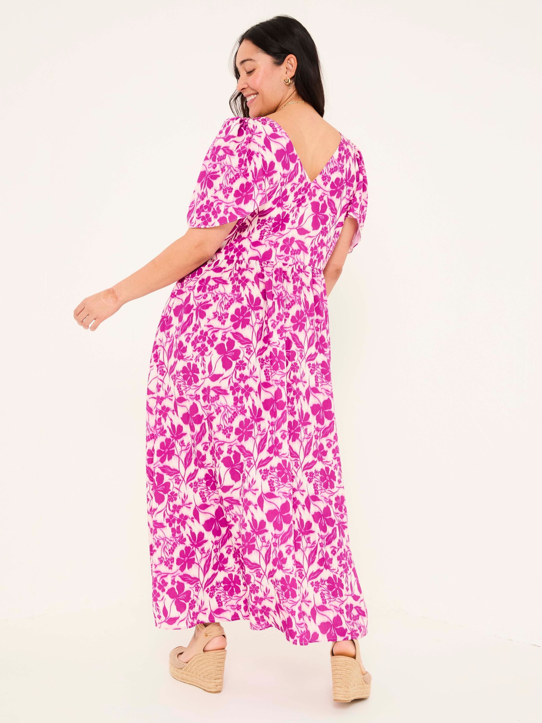 Marlowe Purple Gathered Sleeve Printed Dress - Image 9 of 14