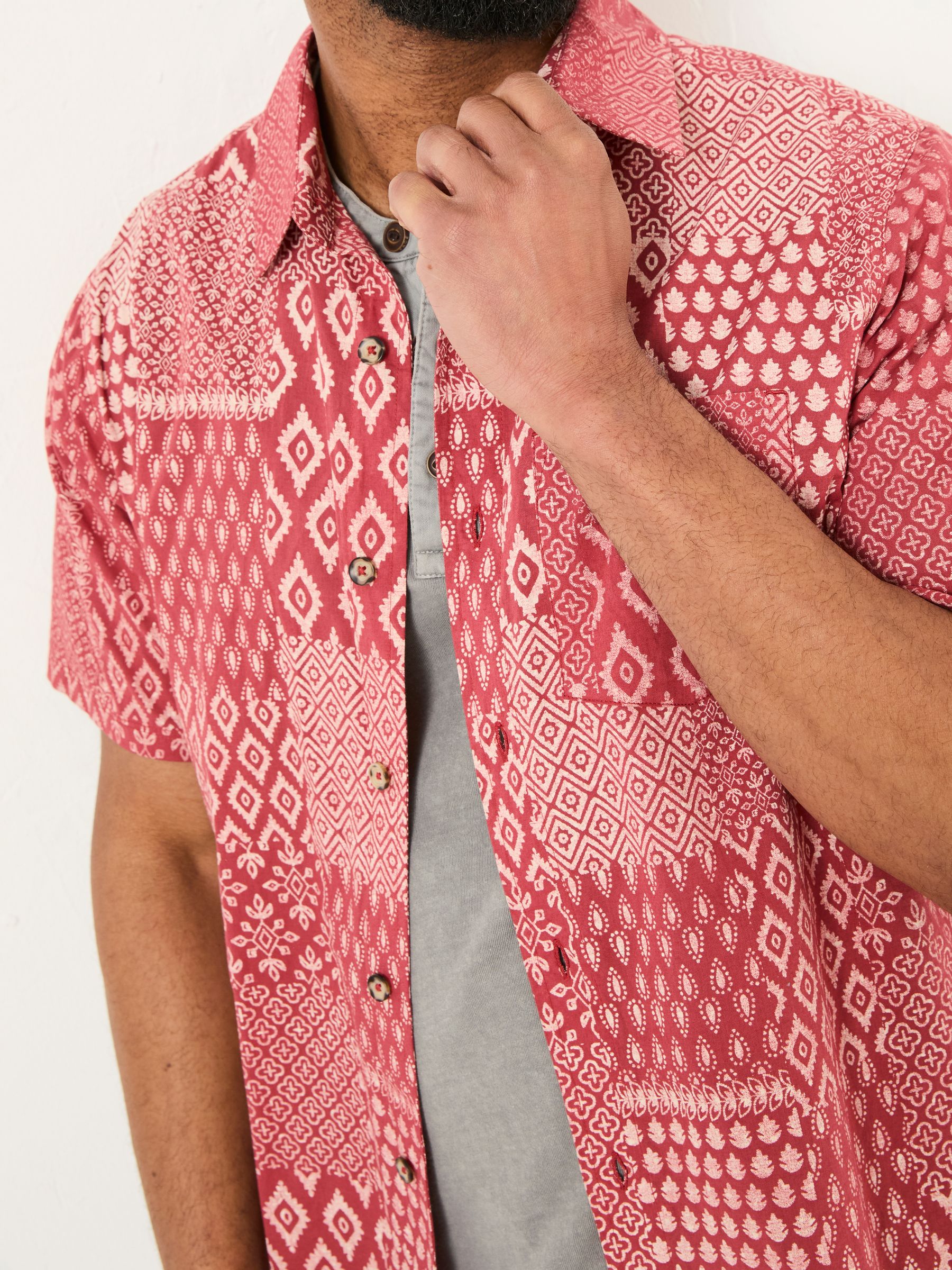Terracotta Short Sleeve Patch Print 100% Cotton Shirt - Image 4 of 7