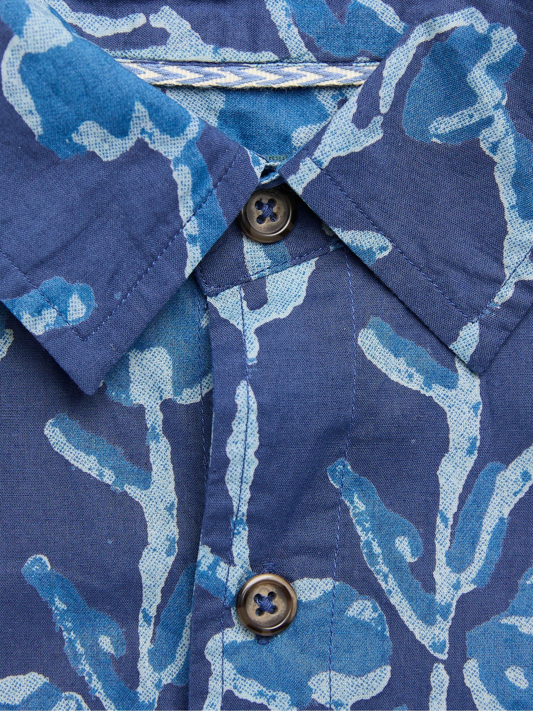 Blue Short Sleeve Sprig Print 100% Cotton Shirt - Image 7 of 7