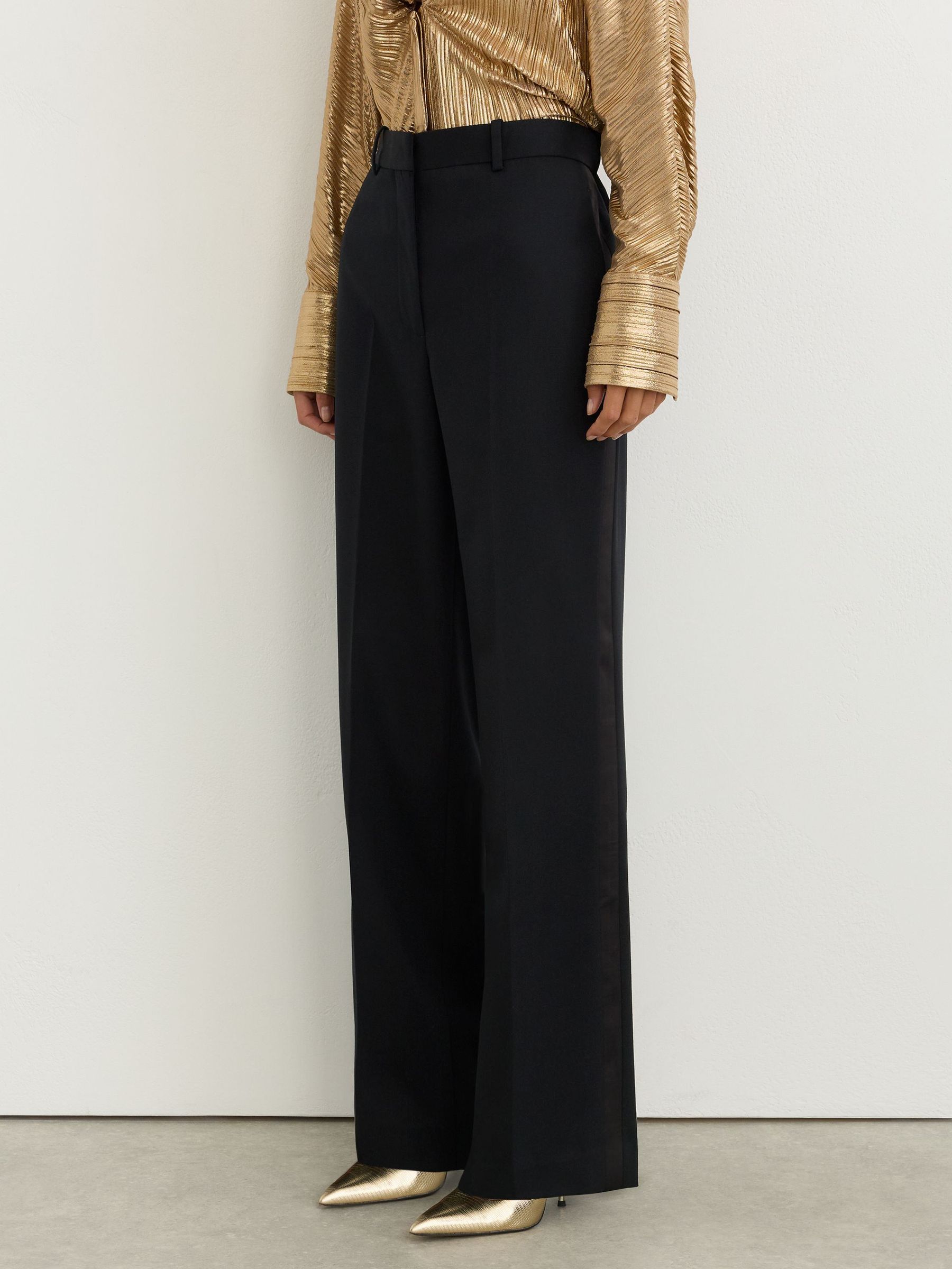 Pantalon de tailleur coupe droite petites tailles noir en laine mélangée - Image 3 de 9