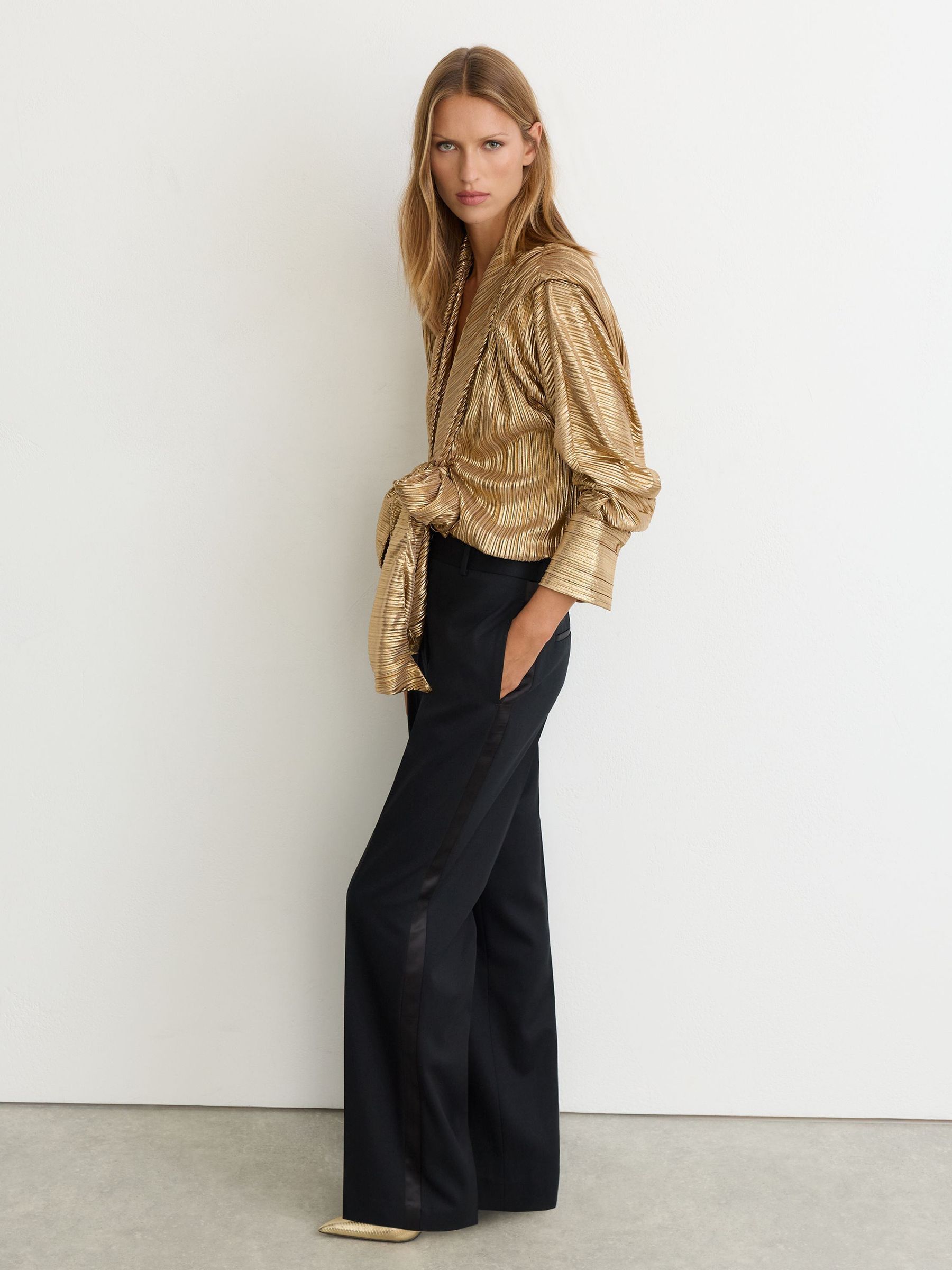Pantalon de tailleur coupe droite petites tailles noir en laine mélangée - Image 6 de 9
