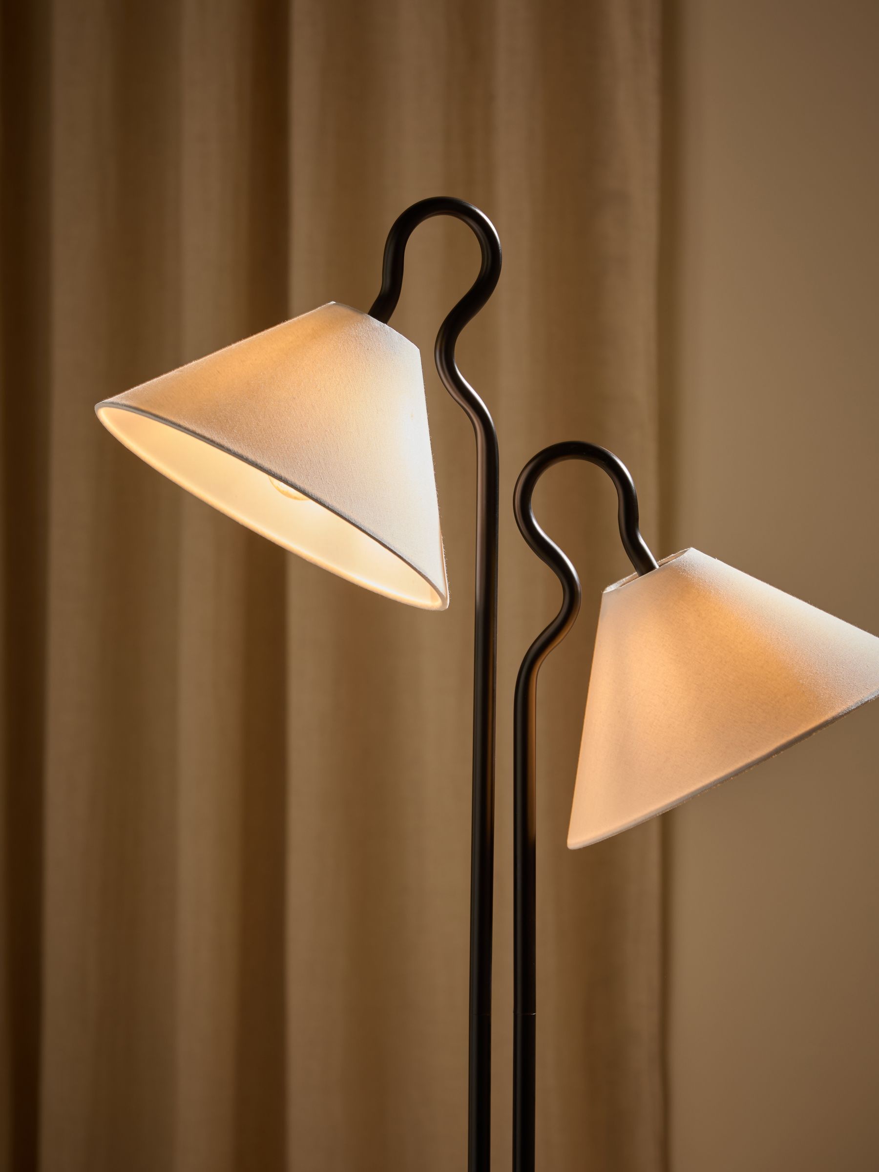Madelyn Floor Lamp in Black - Image 3 of 6