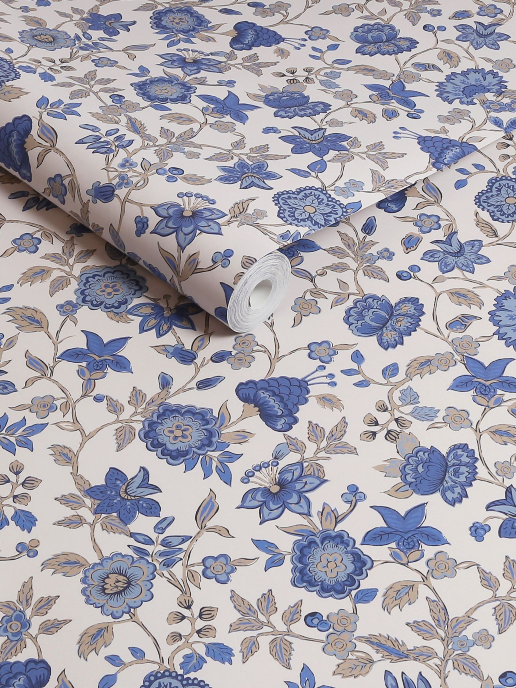 Cream/Blue Trailing Scot 10M Wallpaper - Image 3 of 4