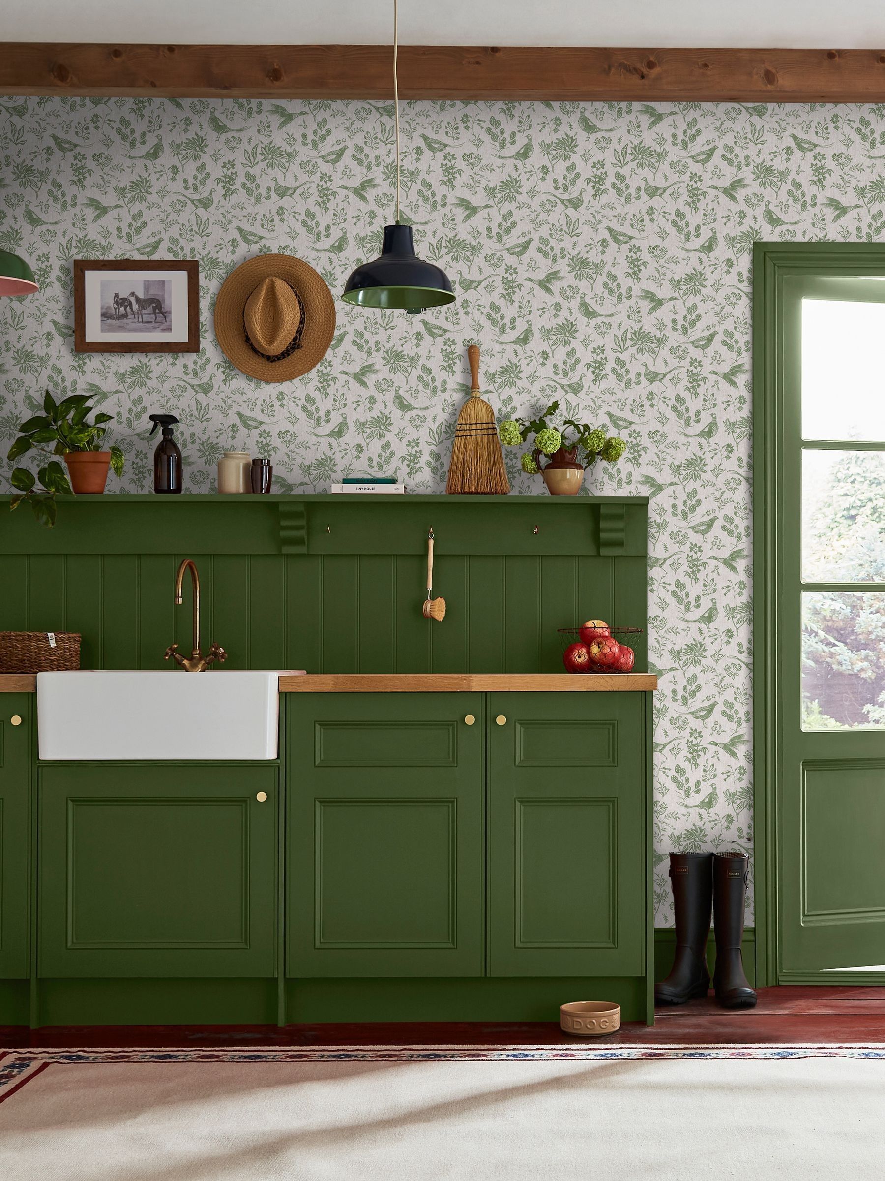 Linen or Green Pheasant Print Linen/Green A4 Wallpaper Sample - Image 1 of 4