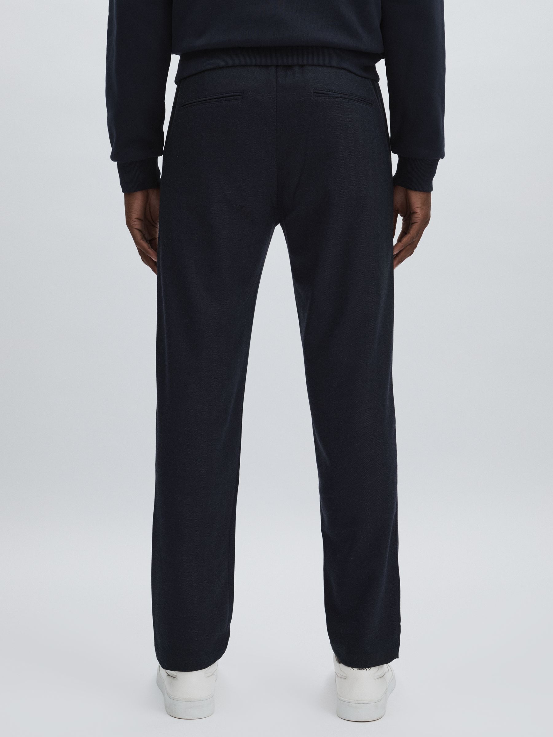 Les Deux Herringbone Tapered Drawstring Trousers in Navy/Grey - Image 5 of 6