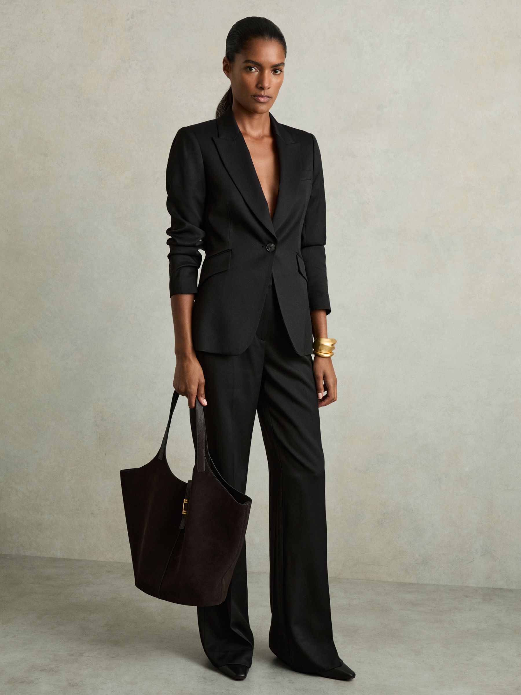 Single-Breasted Peak-Lapel Tailored Blazer in Black - Image 3 of 6