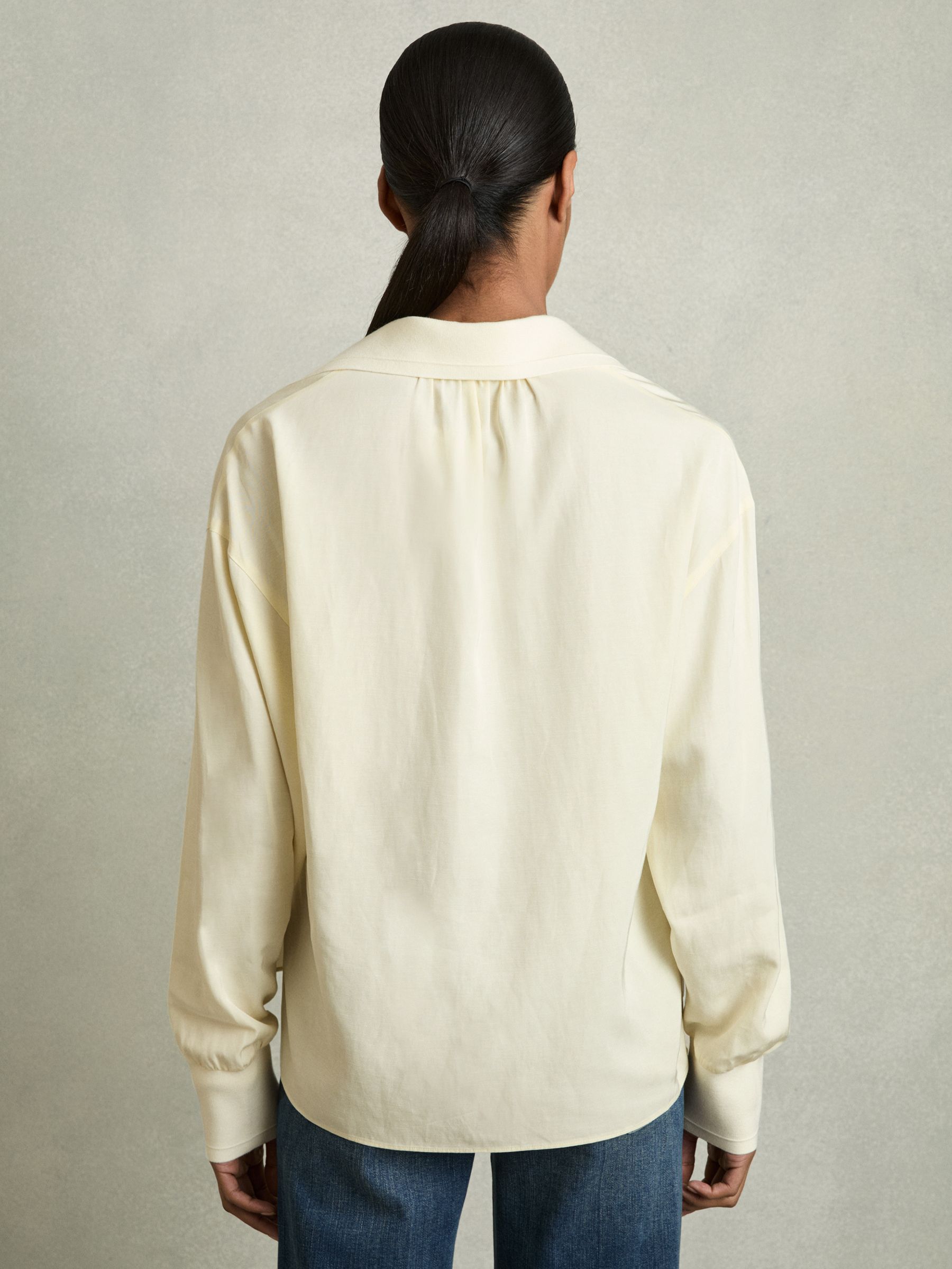 Overhead Open-Collar Shirt With Linen in Pale Yellow - Image 5 of 6
