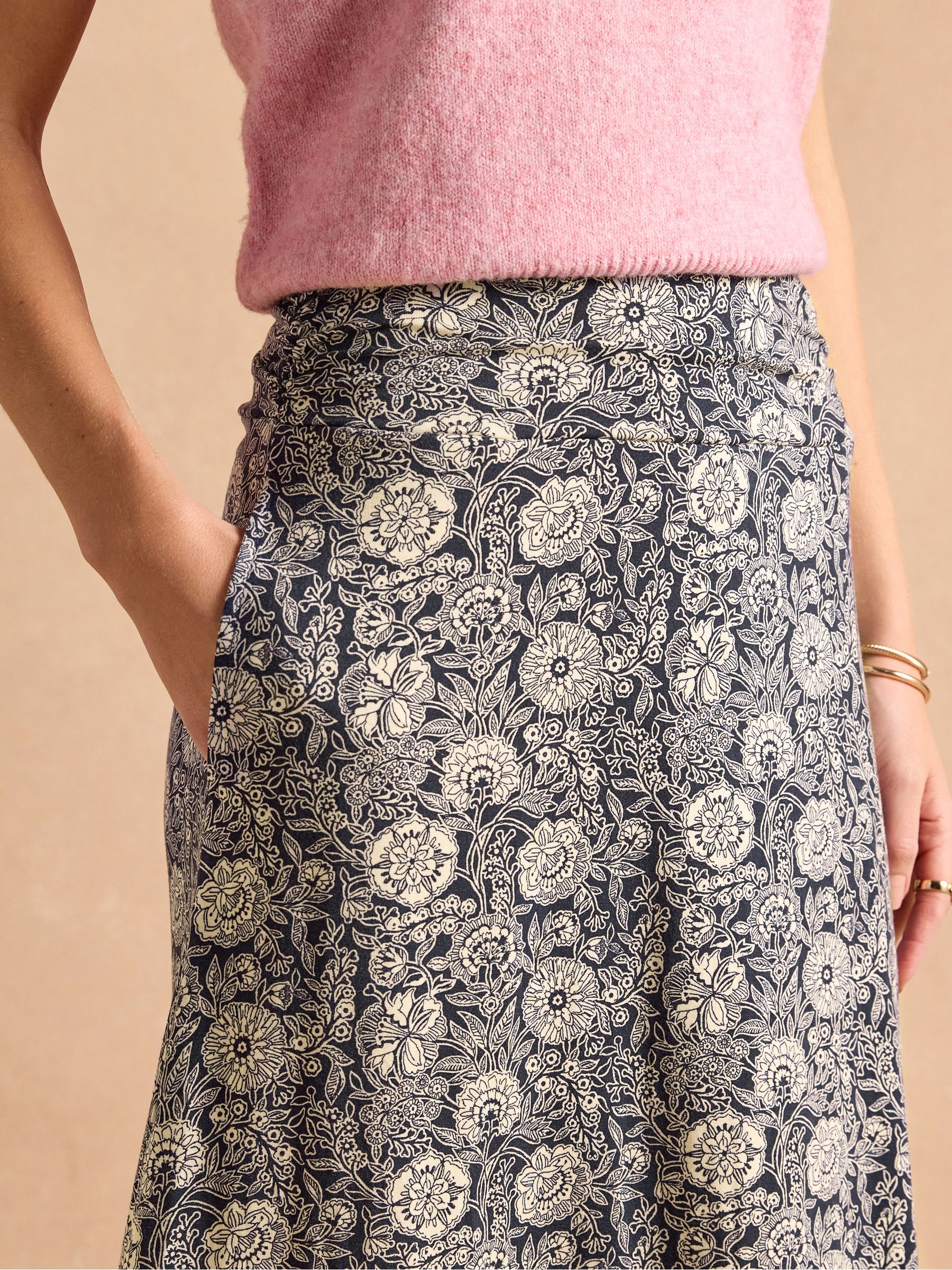 Nia Navy Midi Skirt - Image 4 of 6