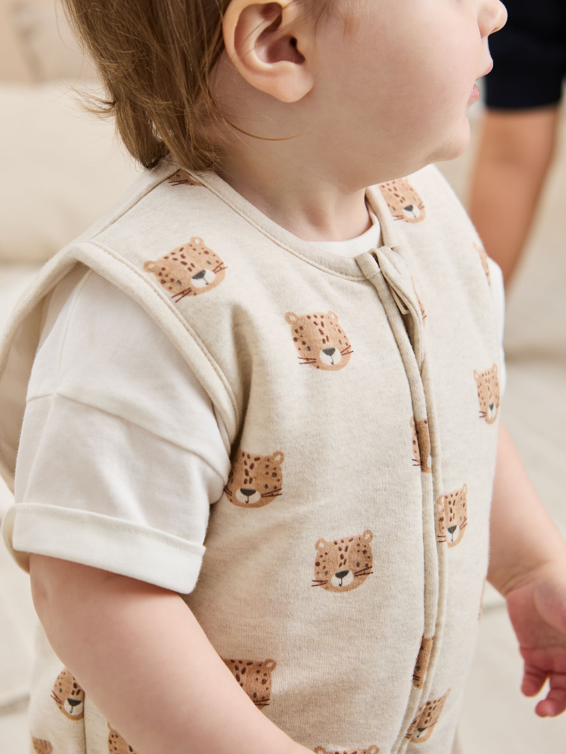 Neutral 1.5 Tog Snuggler - Image 3 of 6
