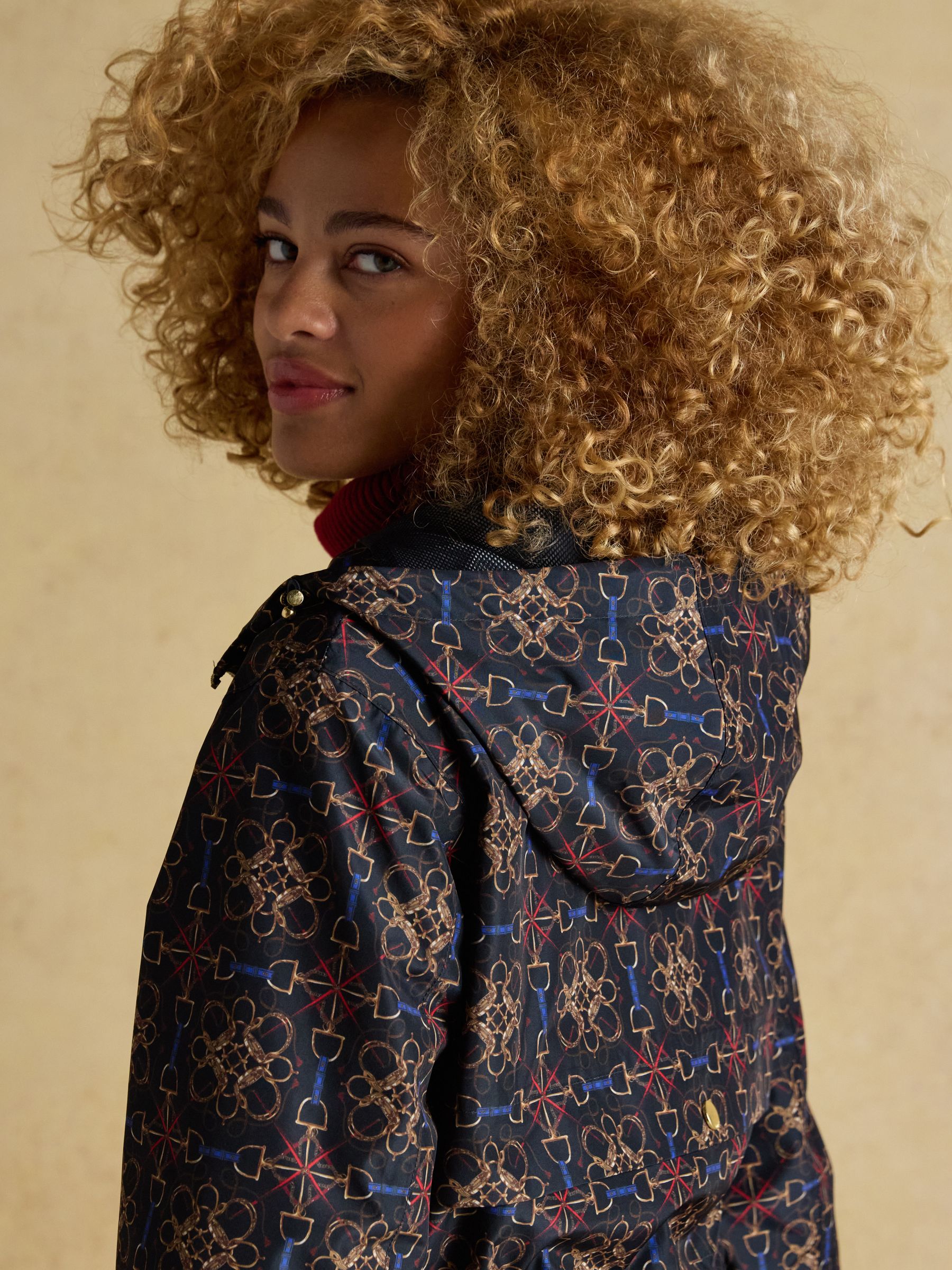 Holkham Navy Horse Tack Waterproof Packable Raincoat With Hood - Image 9 of 11