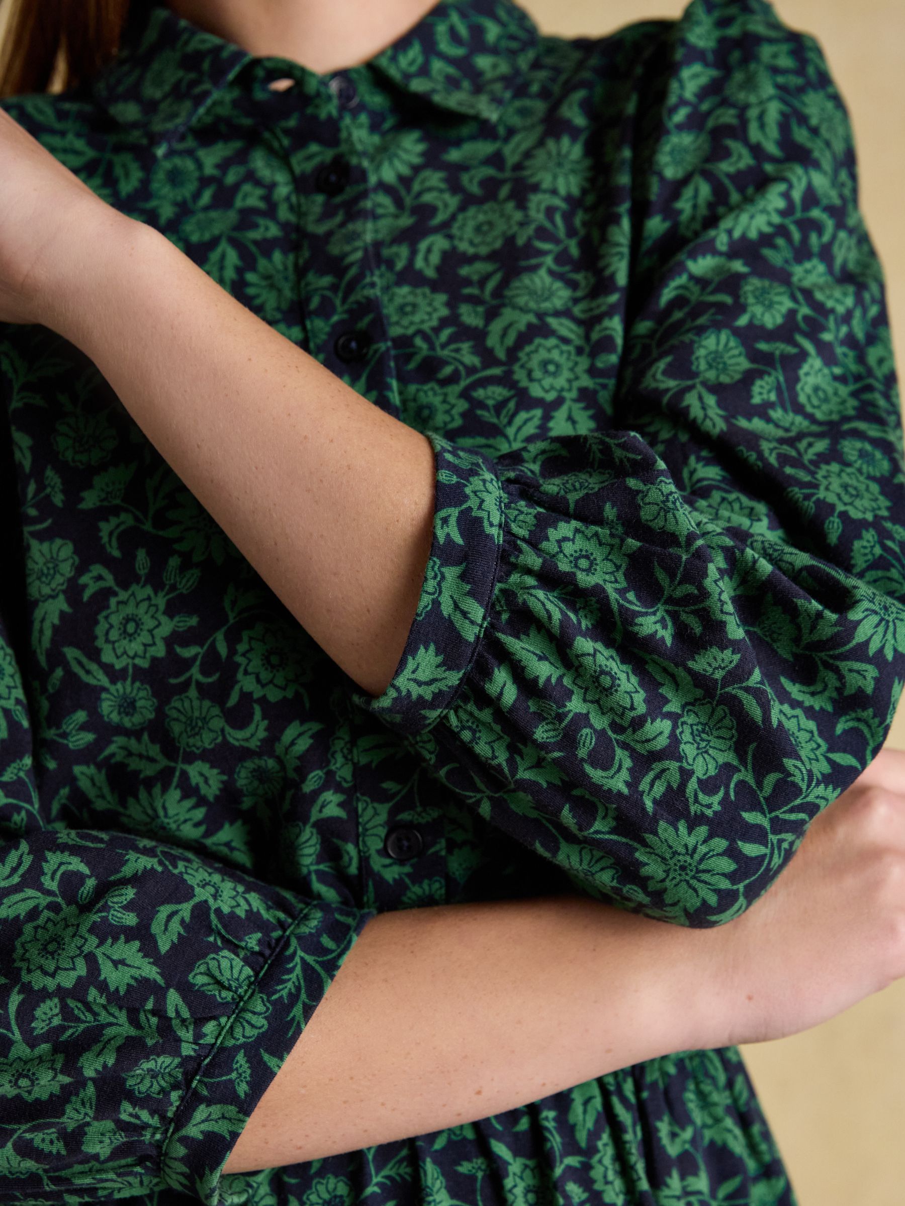 Hazel Green Jersey Midi Long Sleeve Shirt Dress with Collar - Image 7 of 8