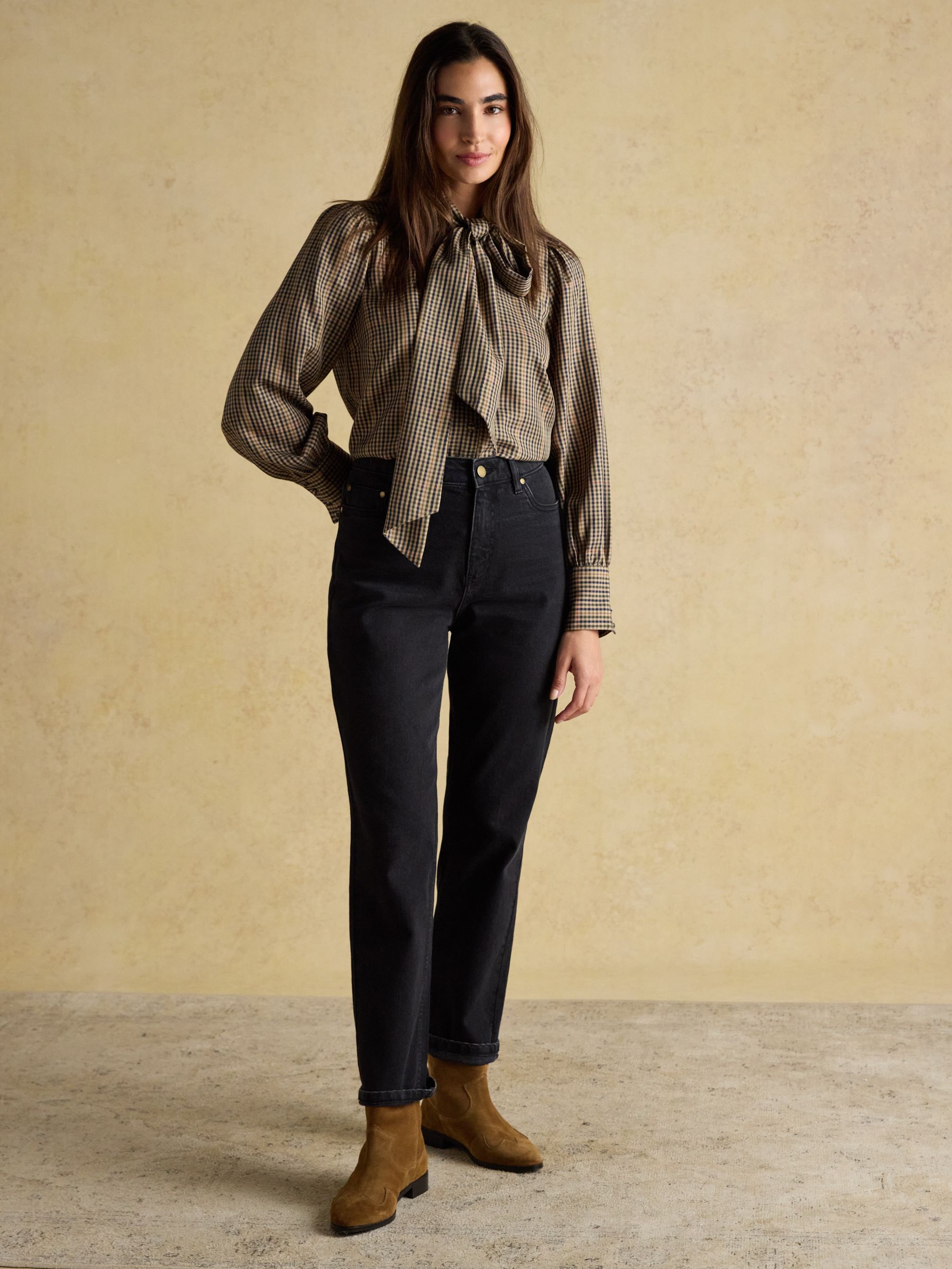 Black Straight Fit Mid Rise Jeans - Image 5 of 8