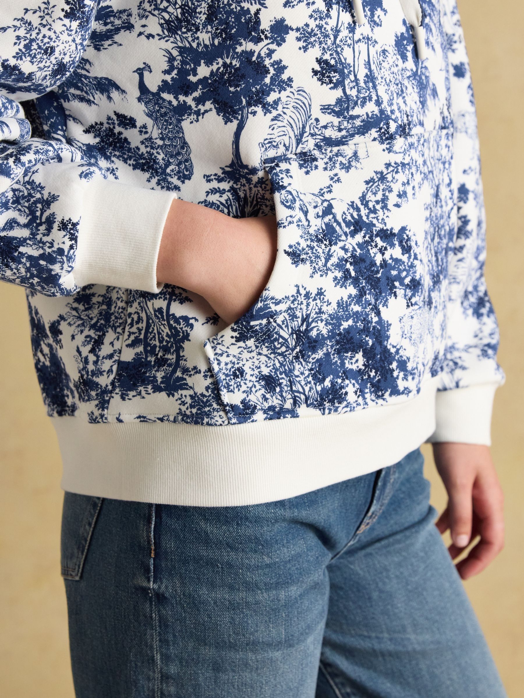Milbourne Blue & Cream Safari Hoodie - Image 5 of 12