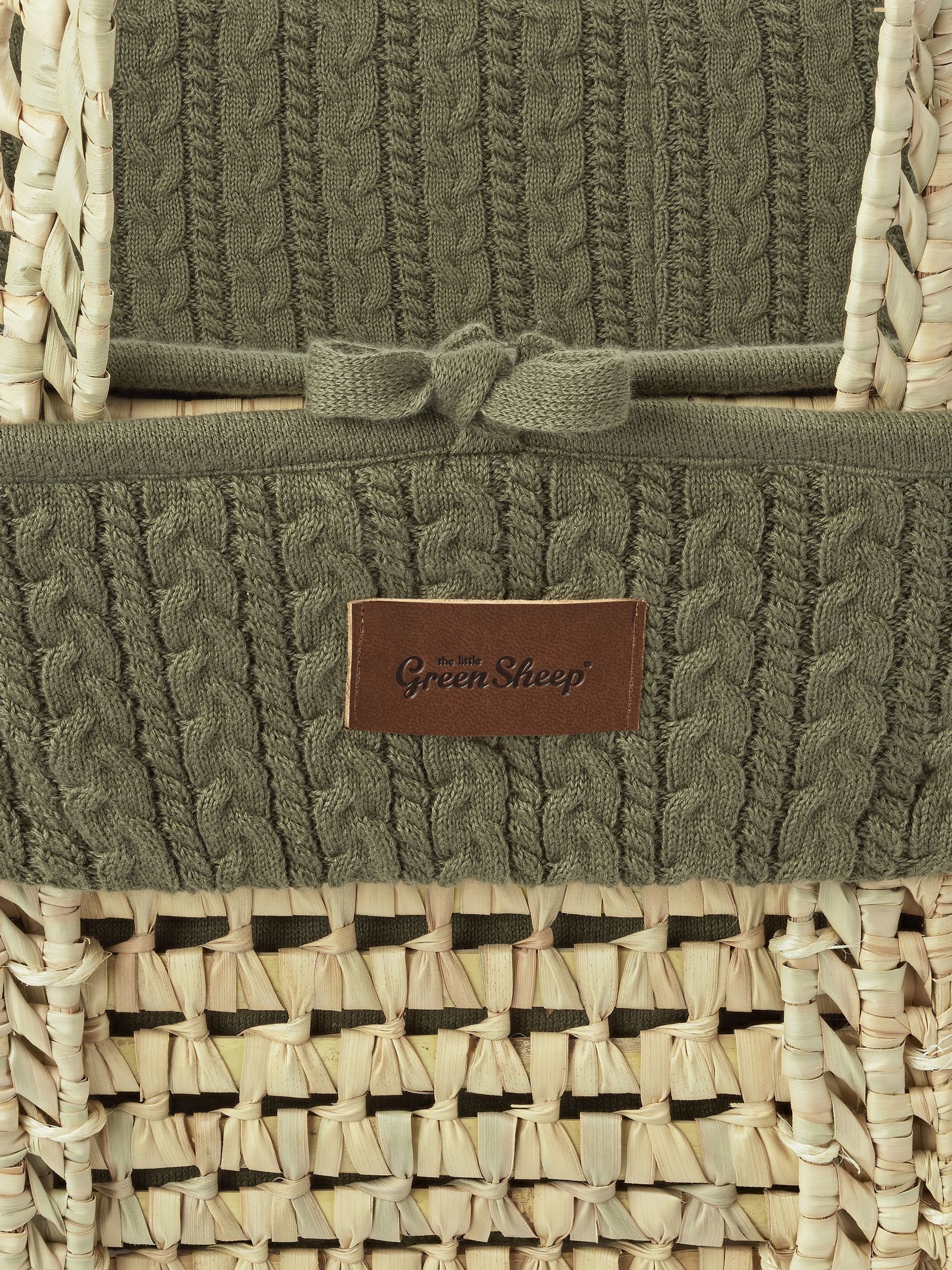 The Little Green Sheep Juniper Cable Knit Moses Basket & Mattress - Image 4 of 5
