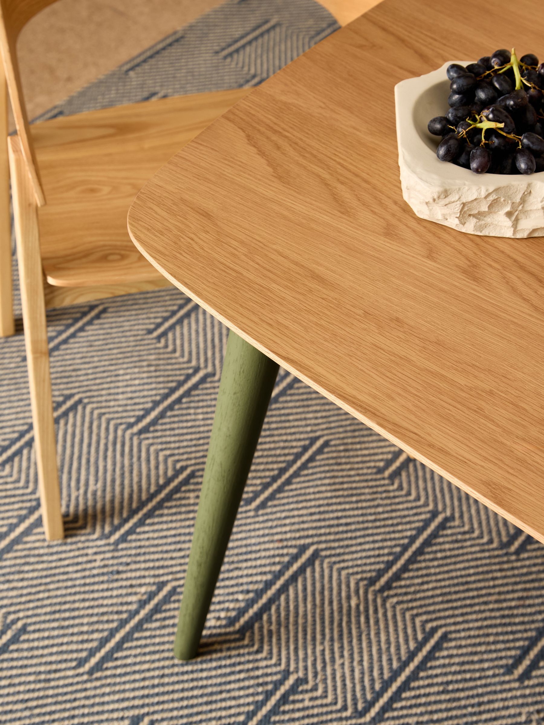 Deauville Rectangular 6 to 8 Seater Extending Dining Table in Oak