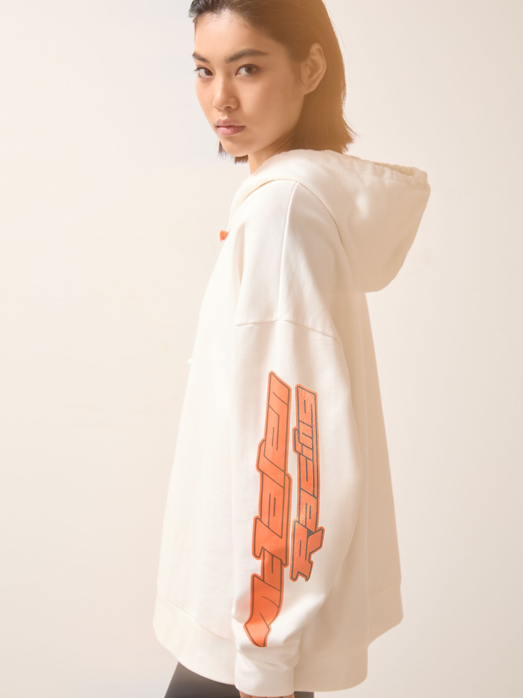 McLaren F1 Team Oversize Toggle Hoodie Unisex Fit in White - Image 3 of 10