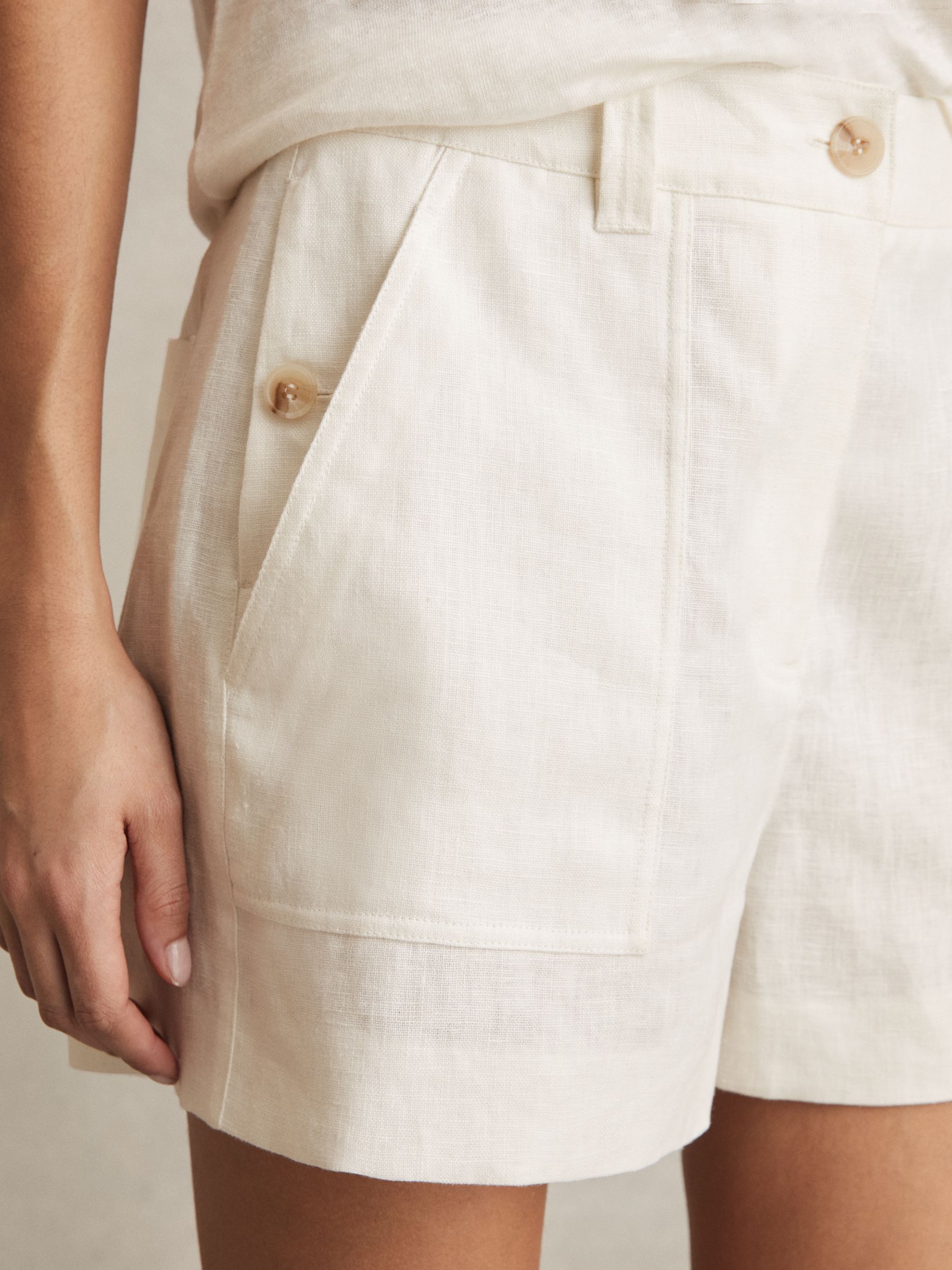 Linen Shorts in White - Image 4 of 6