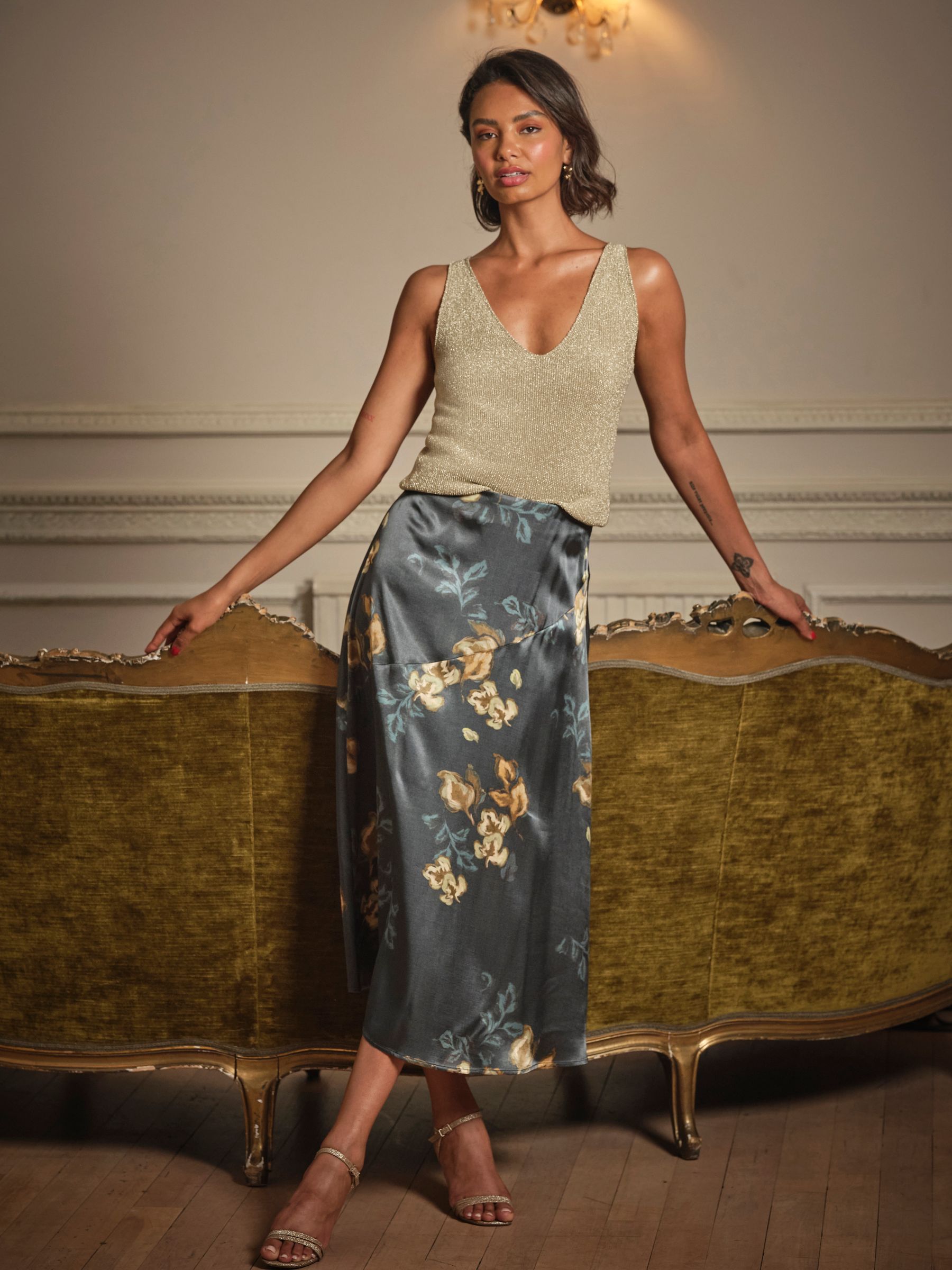 Evelyn Gold Metallic Knit Vest Top - Image 2 of 4