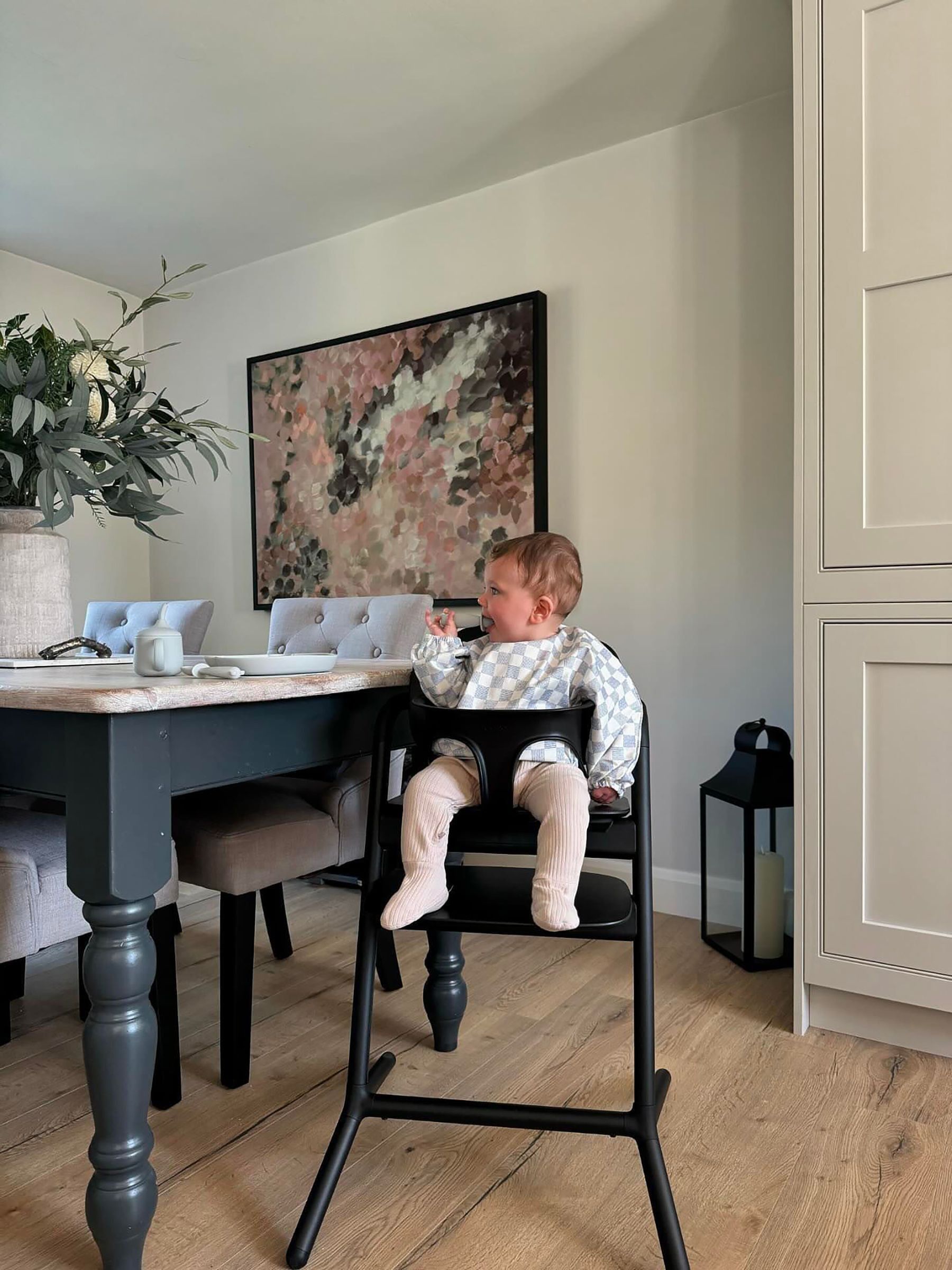 Cybex Stunning Black Lemo Highchair 4in1 Set | JoJo Maman Bb
