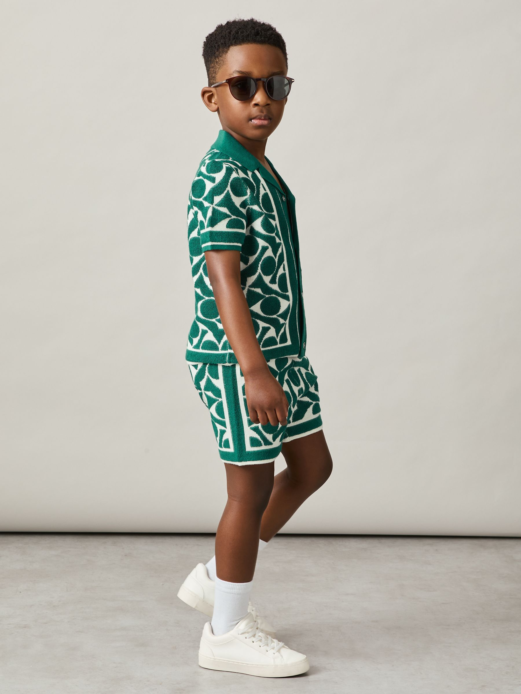 9-13 yrs Abstract-Pattern Towelling Shirt in Green/White - Image 3 of 5